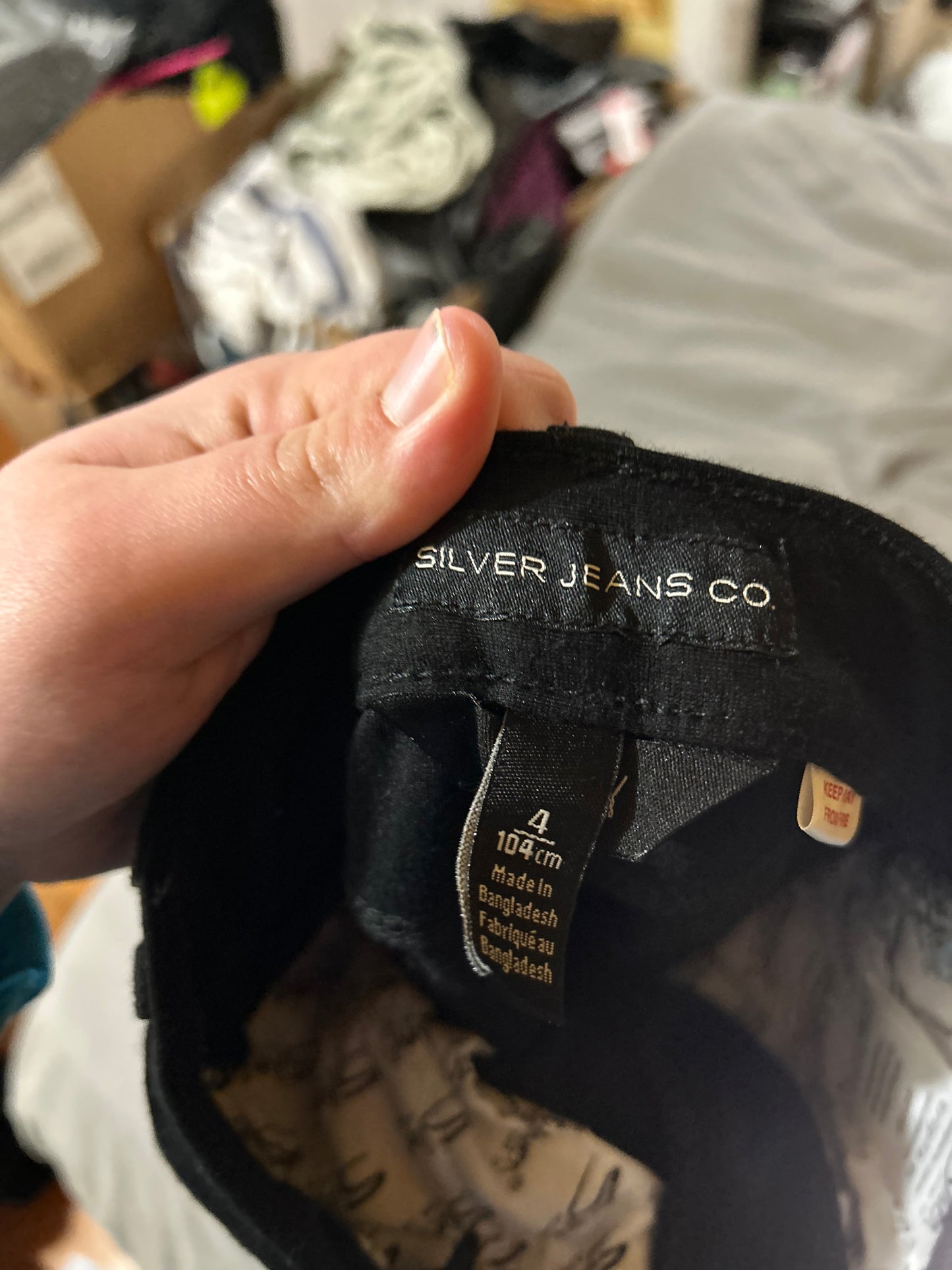 Silver jeans 4 black jeggings