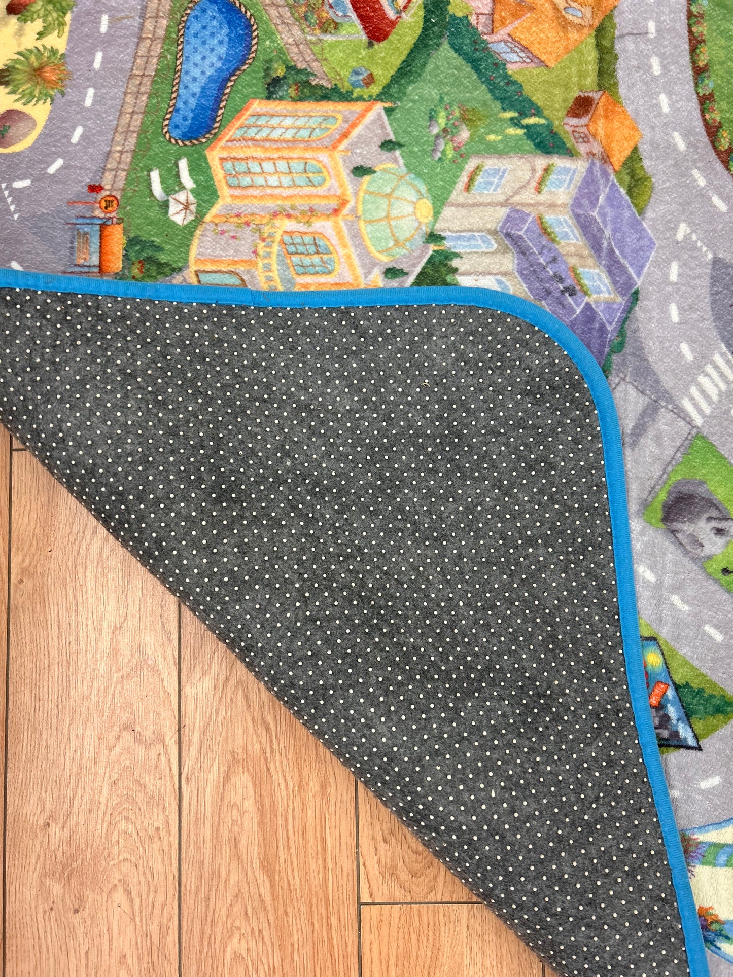 Large town map play carpet