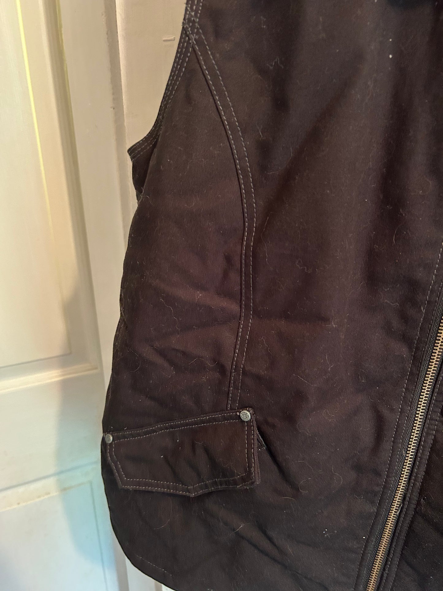 Noble xl black vest