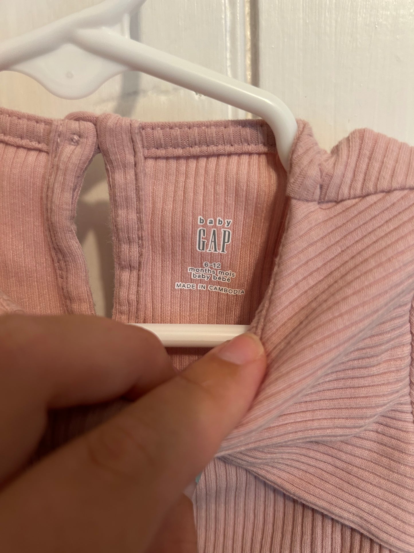 Gap 6/12m pink ribbed bow onesie