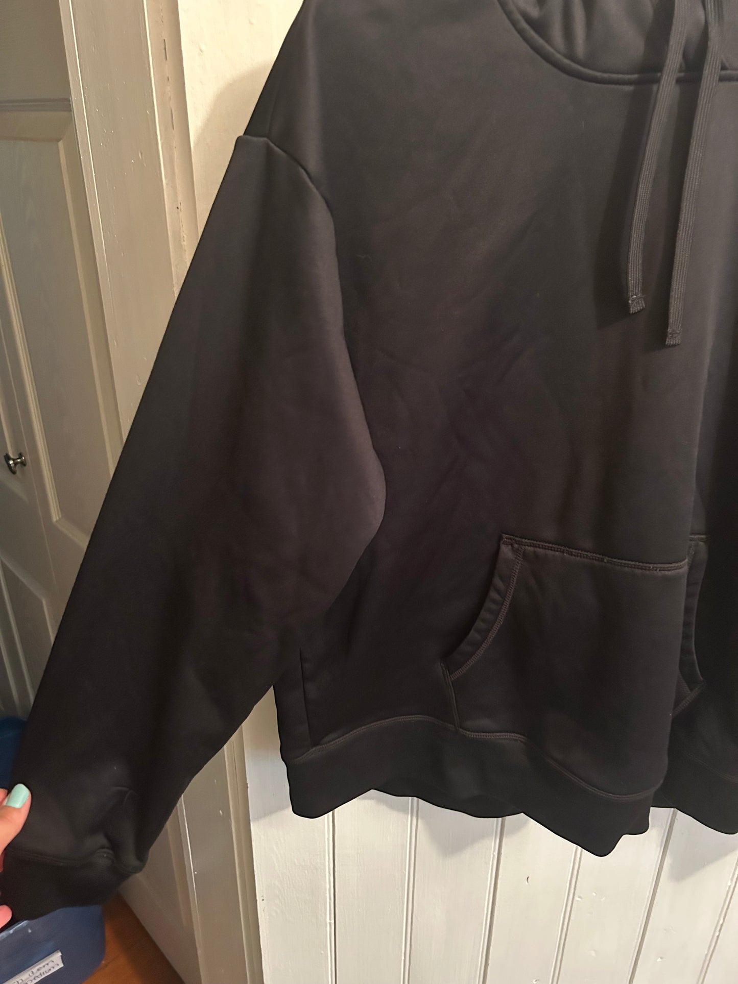 Reebok women’s xl black hoodie