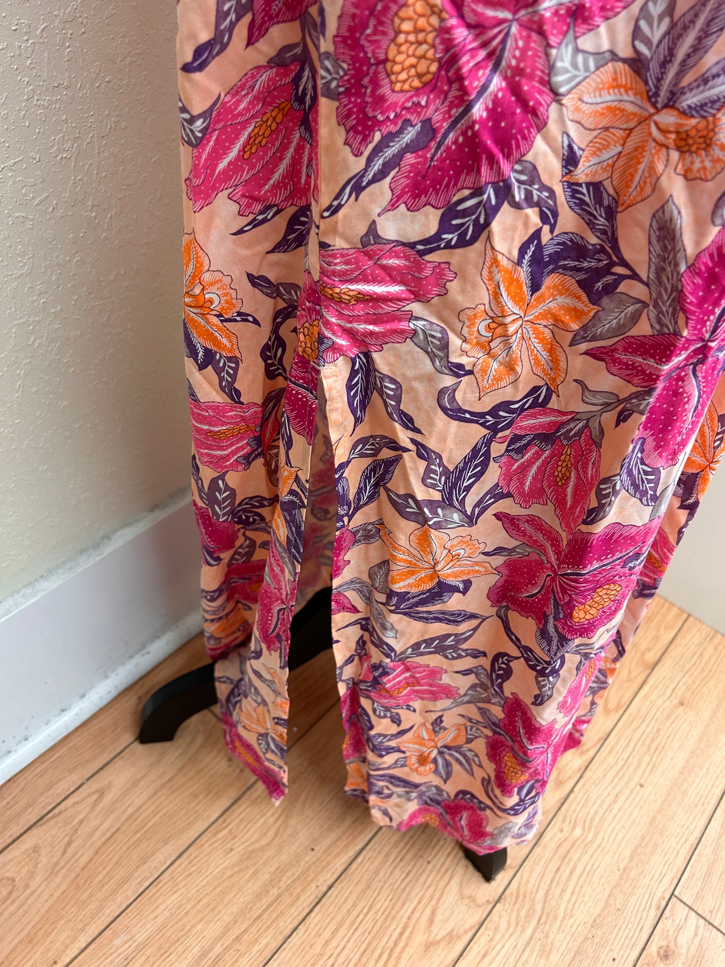 Old navy medium pink floral maxi dress