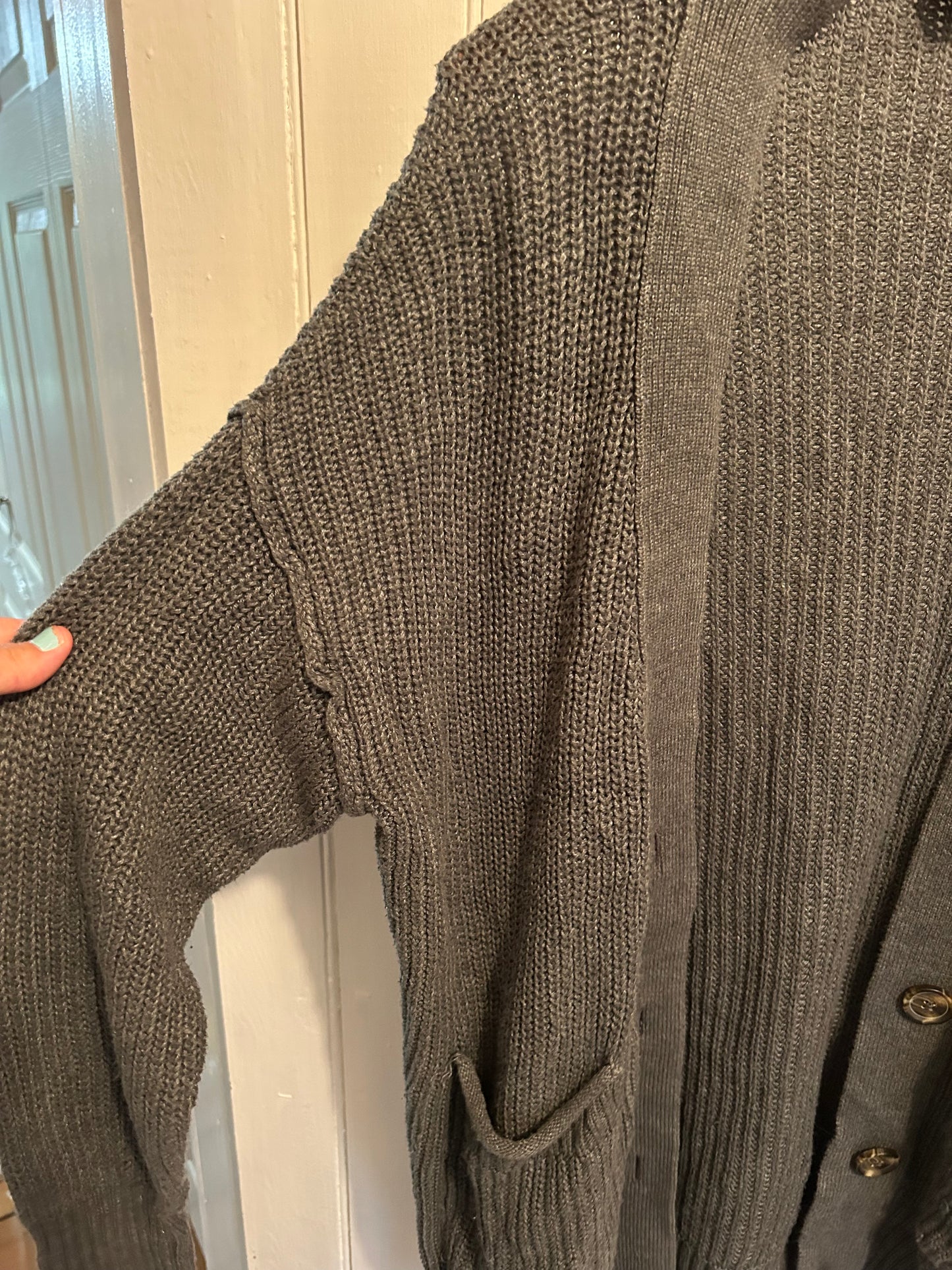 Forever 21 medium grey knit cardigan