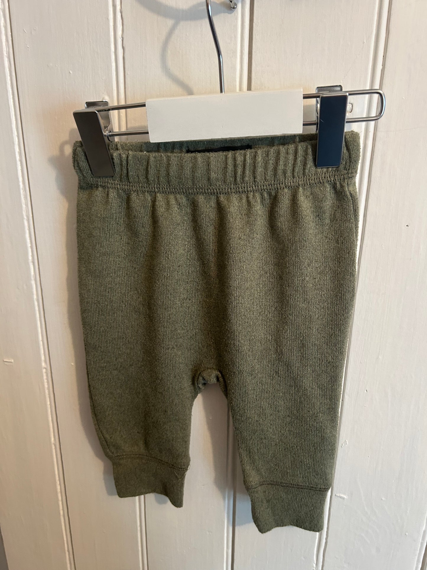 7 for all mankind 0/3m green 2pc peplum top & pant set