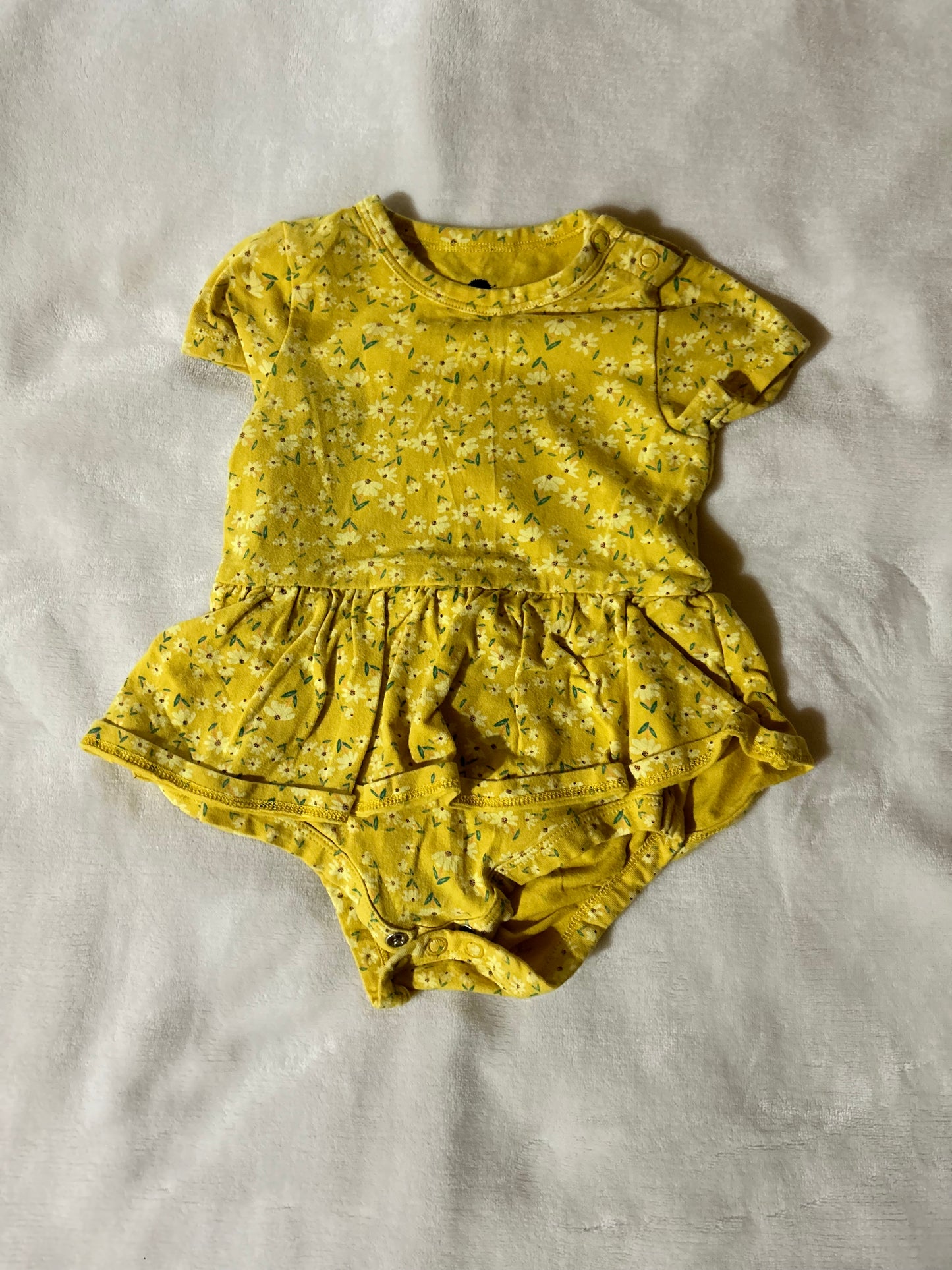 Rise little earthling 6/9m yellow floral skirted onesie