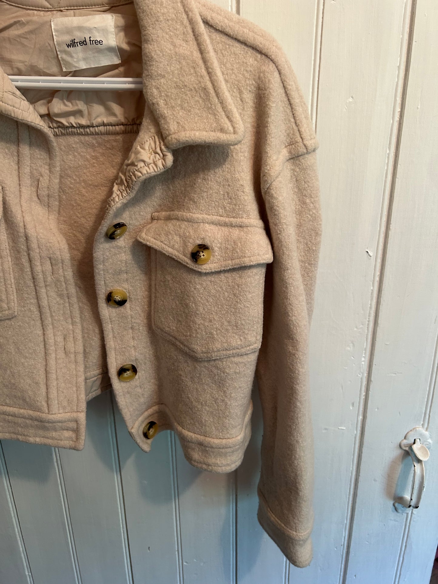 Wilfred free Aritzia large tan cropped wool jacket