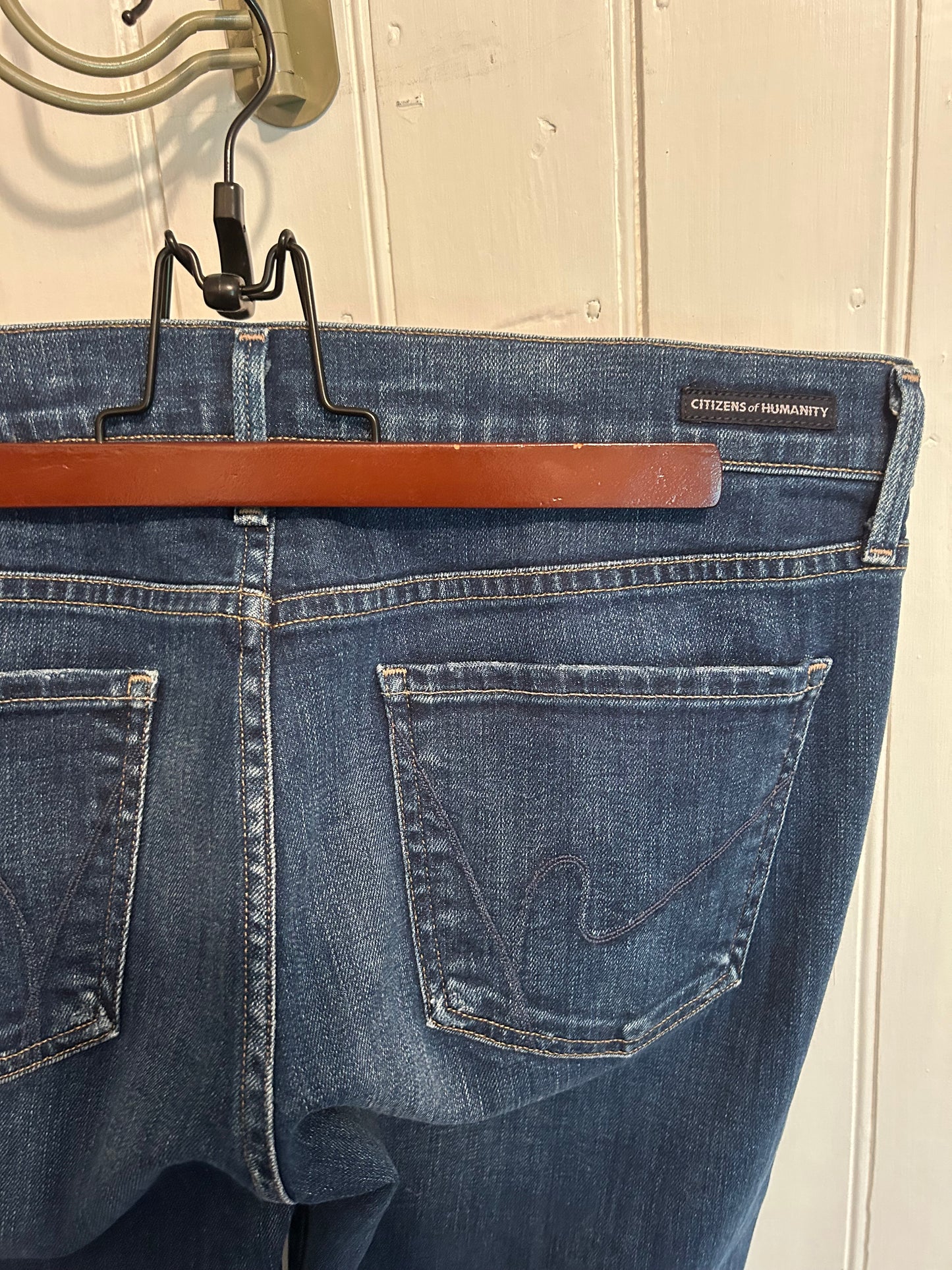Citizen of humanity 30 medium wash low rise skinny jeans