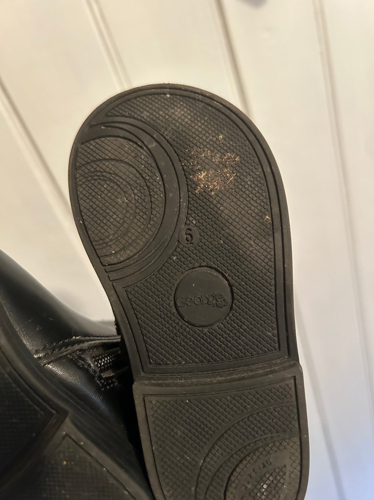 George infant 6 black boots