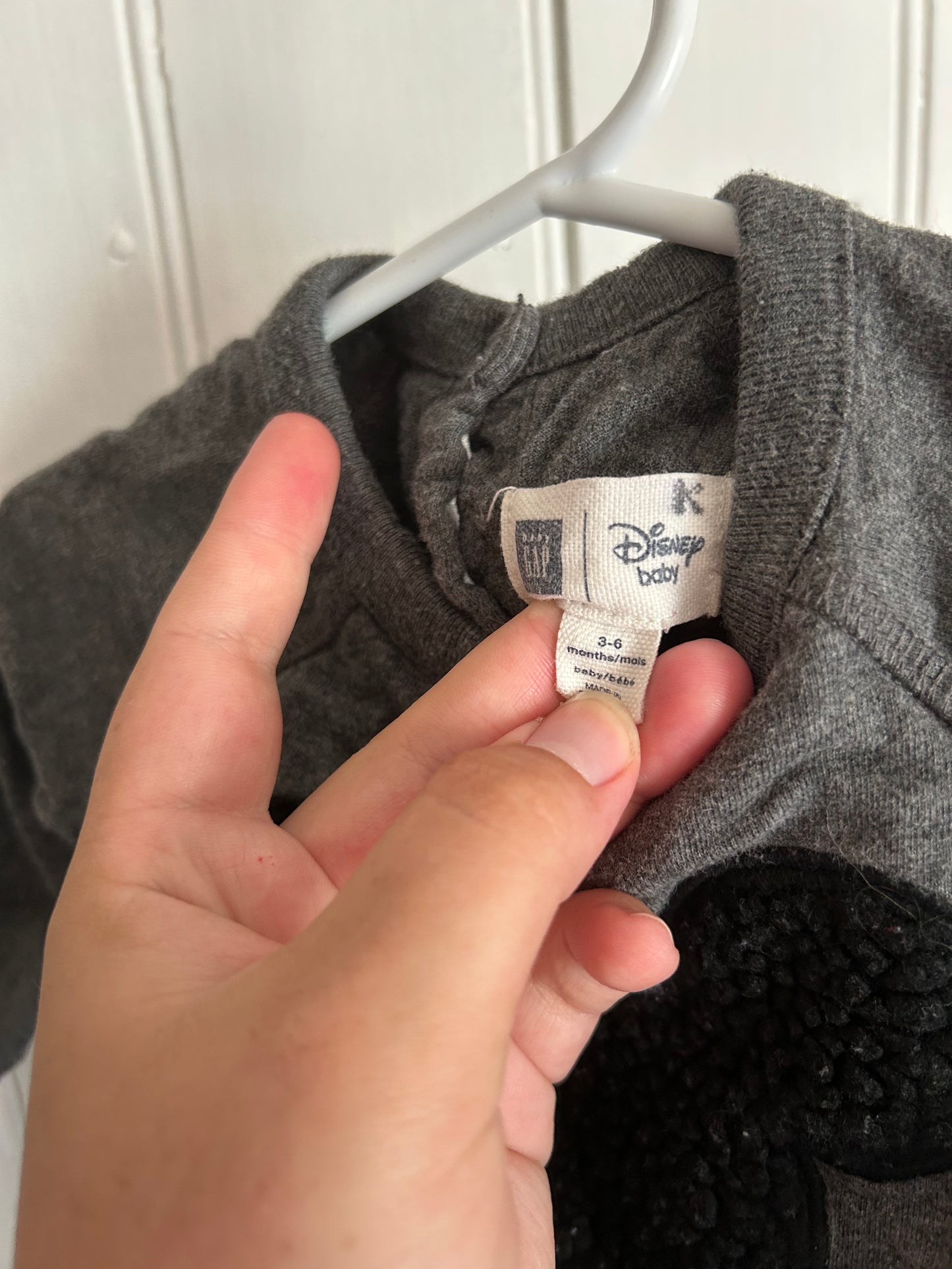 Disney x gap 3/6m Mickey romper