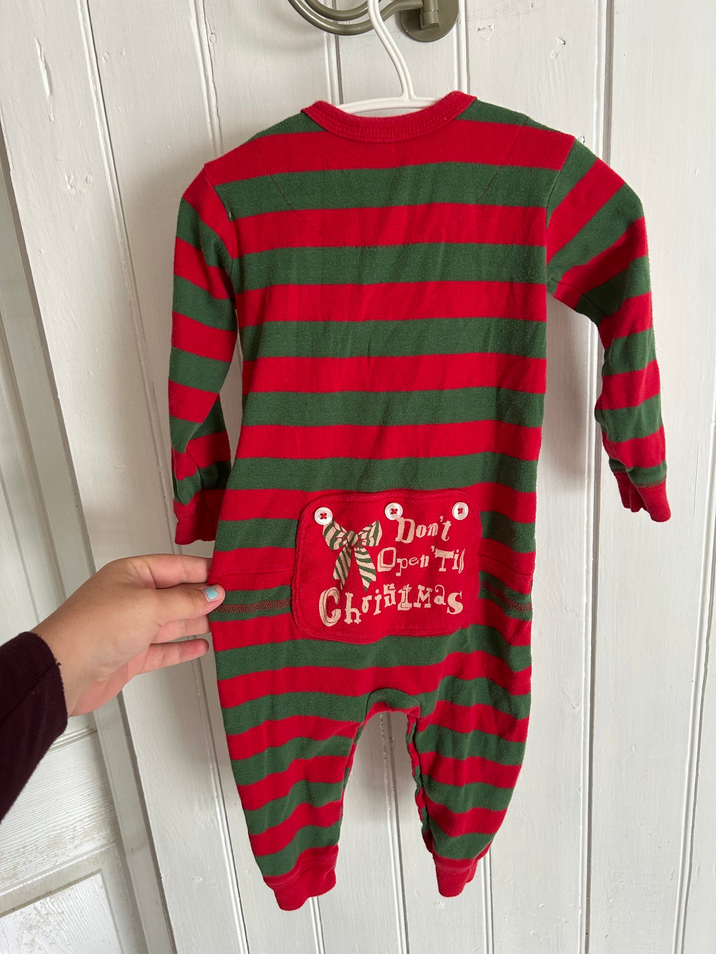 Hatley 18/24m green & red Christmas sleeper