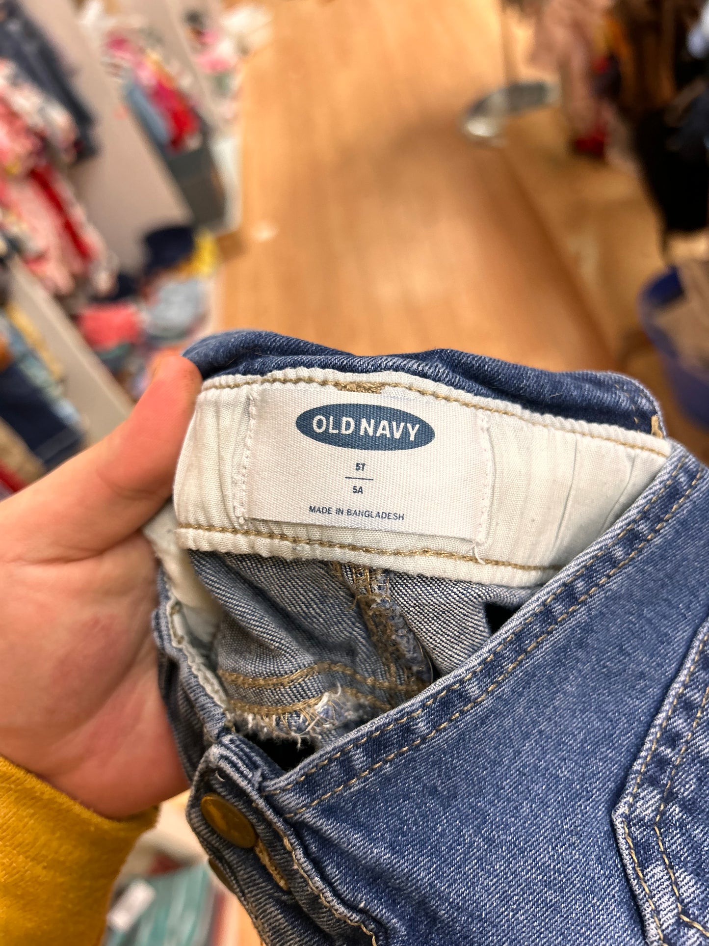 Old navy 5t medium wash denim overalls