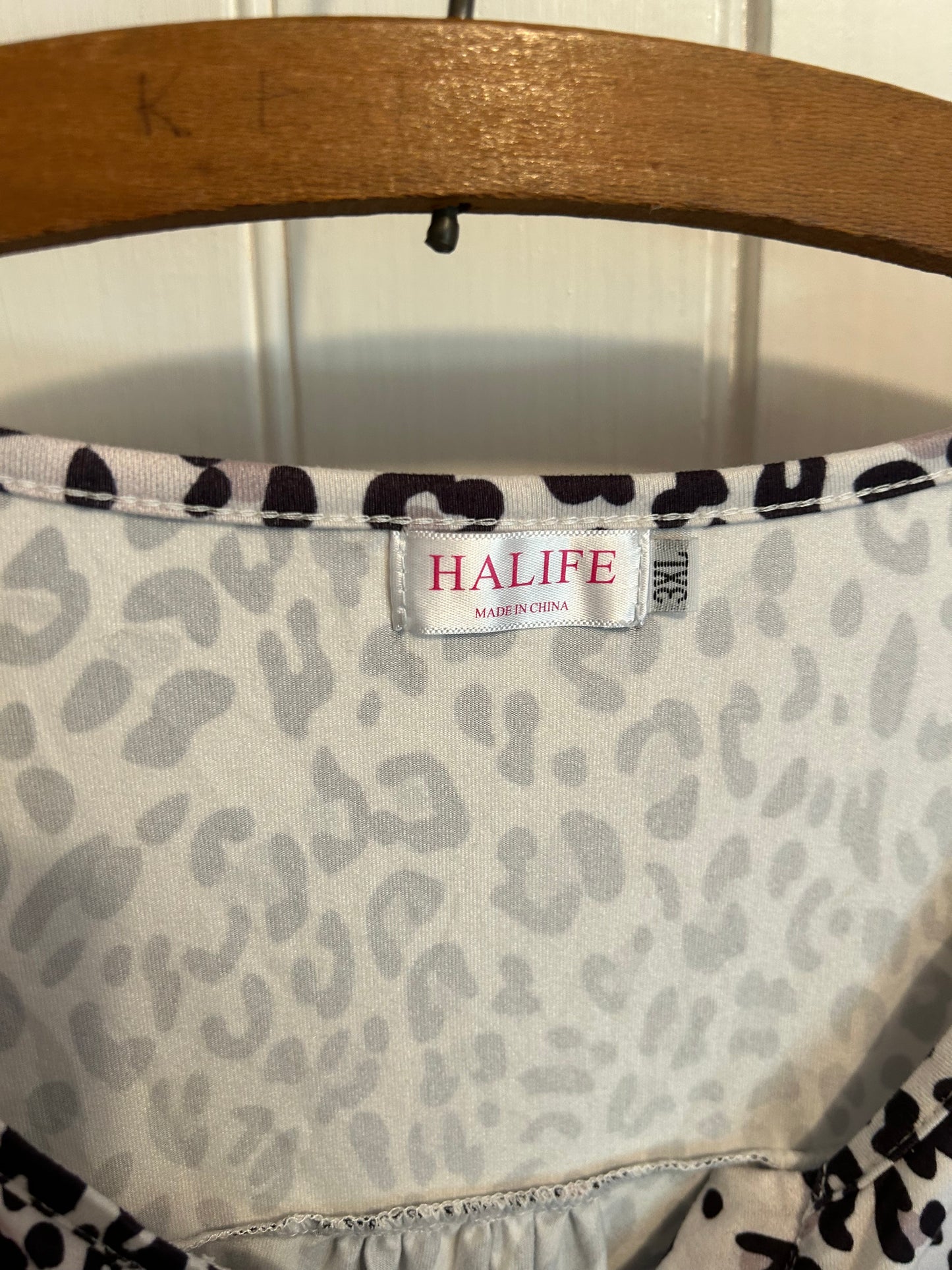 Halife 3x grey cheetah top
