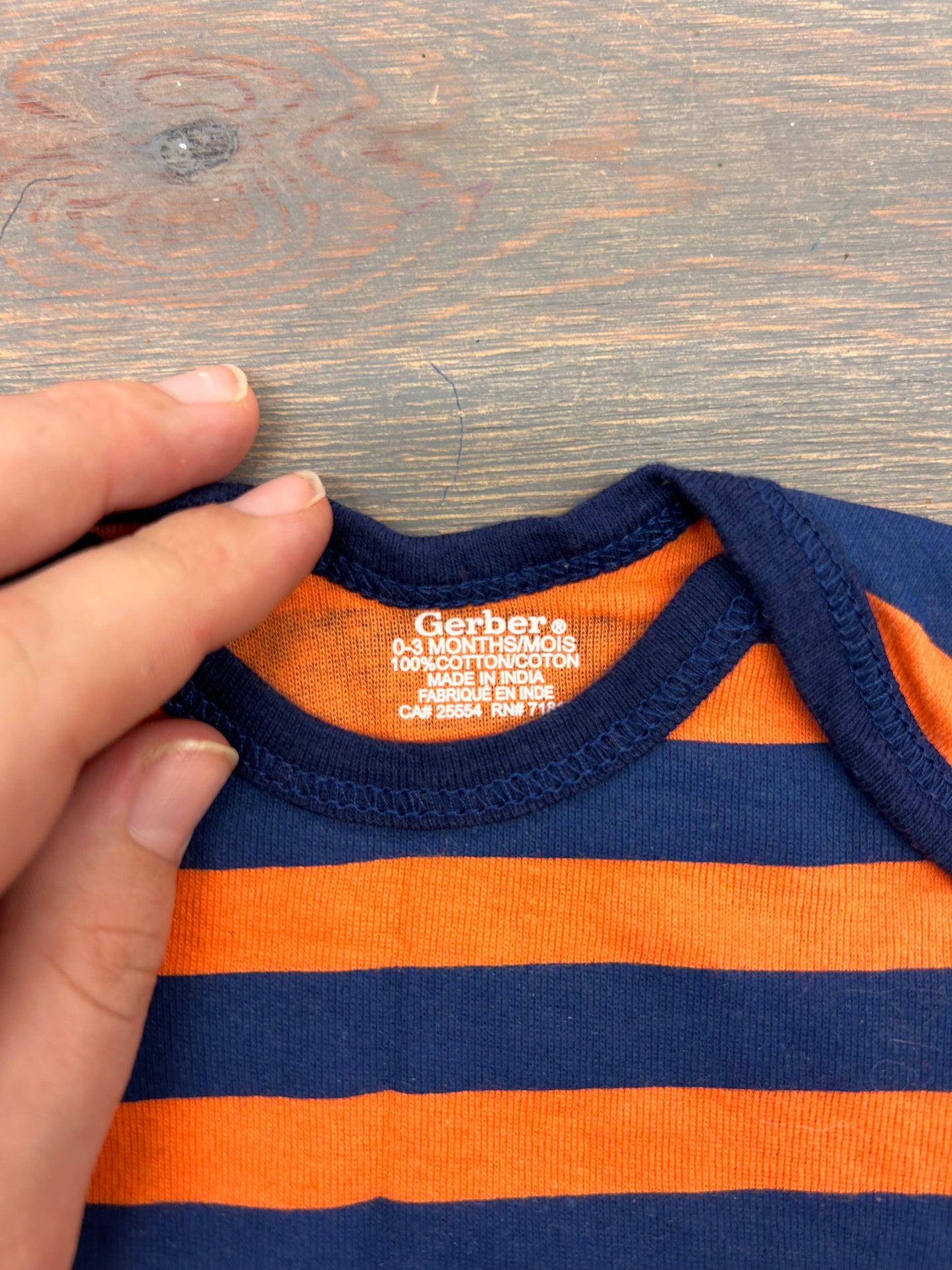Gerber 0/3m orange & blue striped sleeper