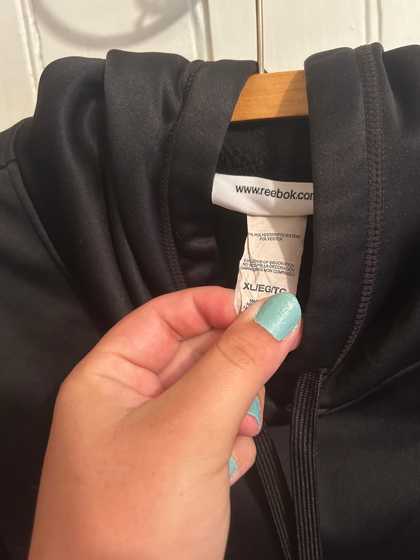 Reebok women’s xl black hoodie
