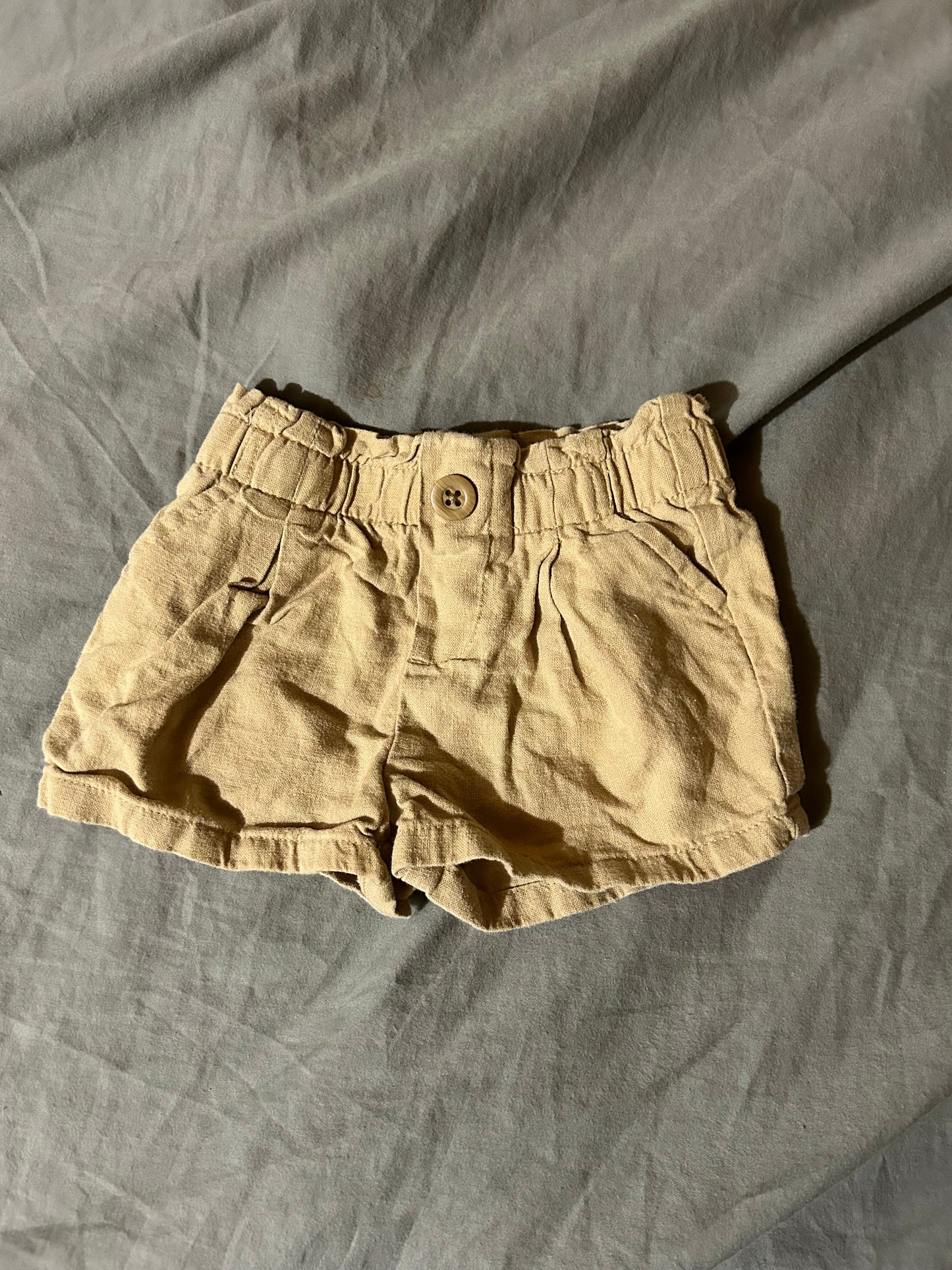 Carters 12m tan shorts