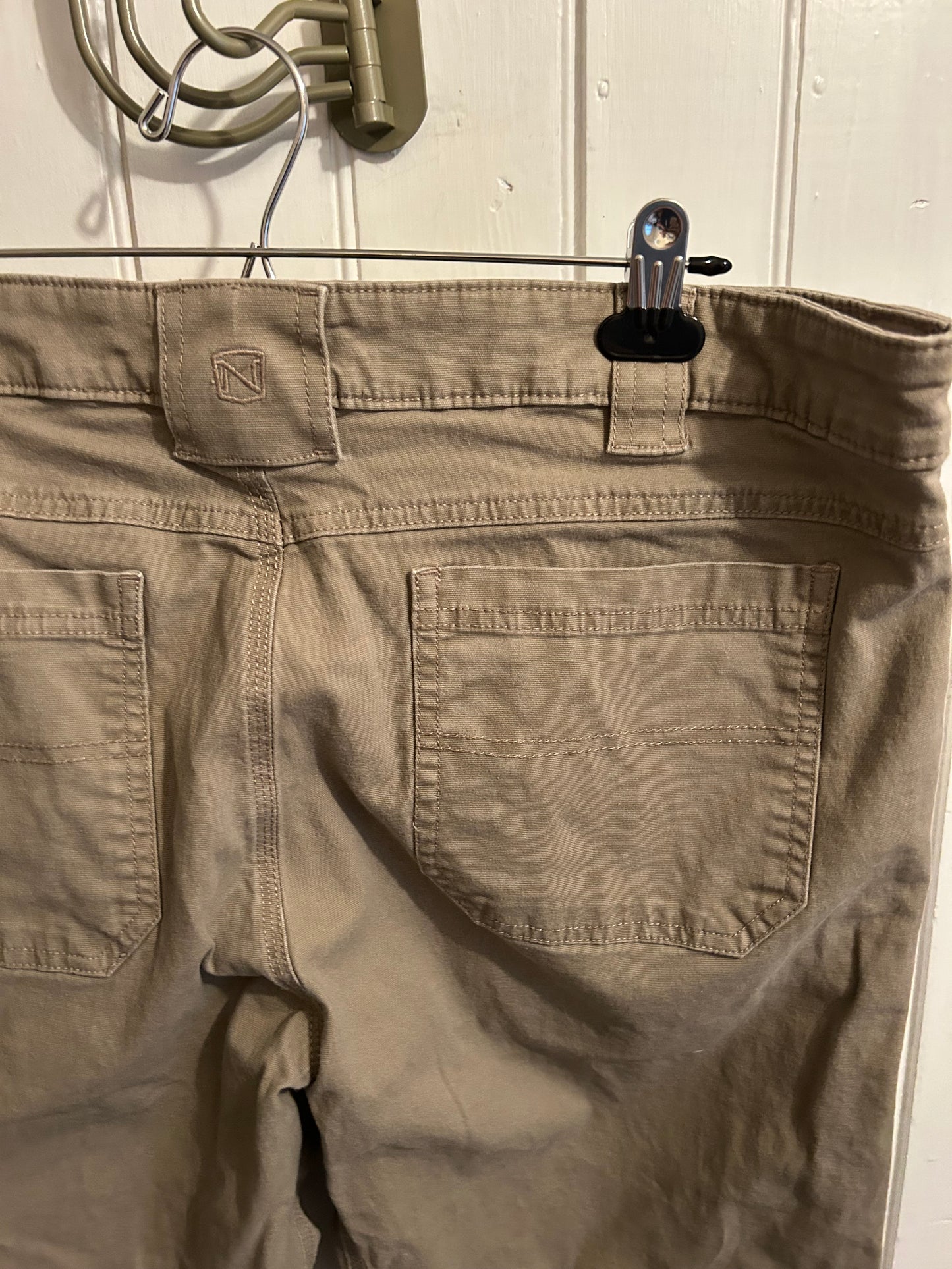 Noble outfitters men’s 40x32 tan jeans