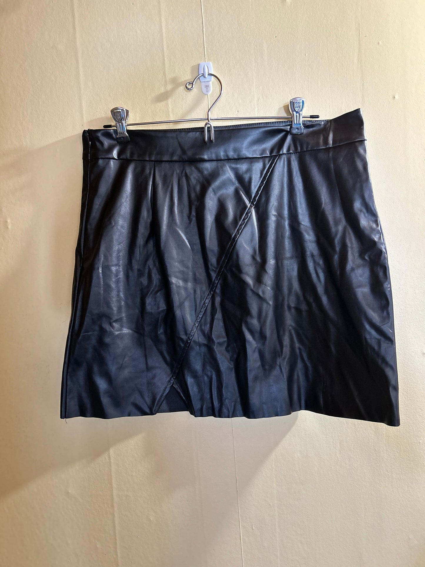 Shein xl black pleather mini skirt
