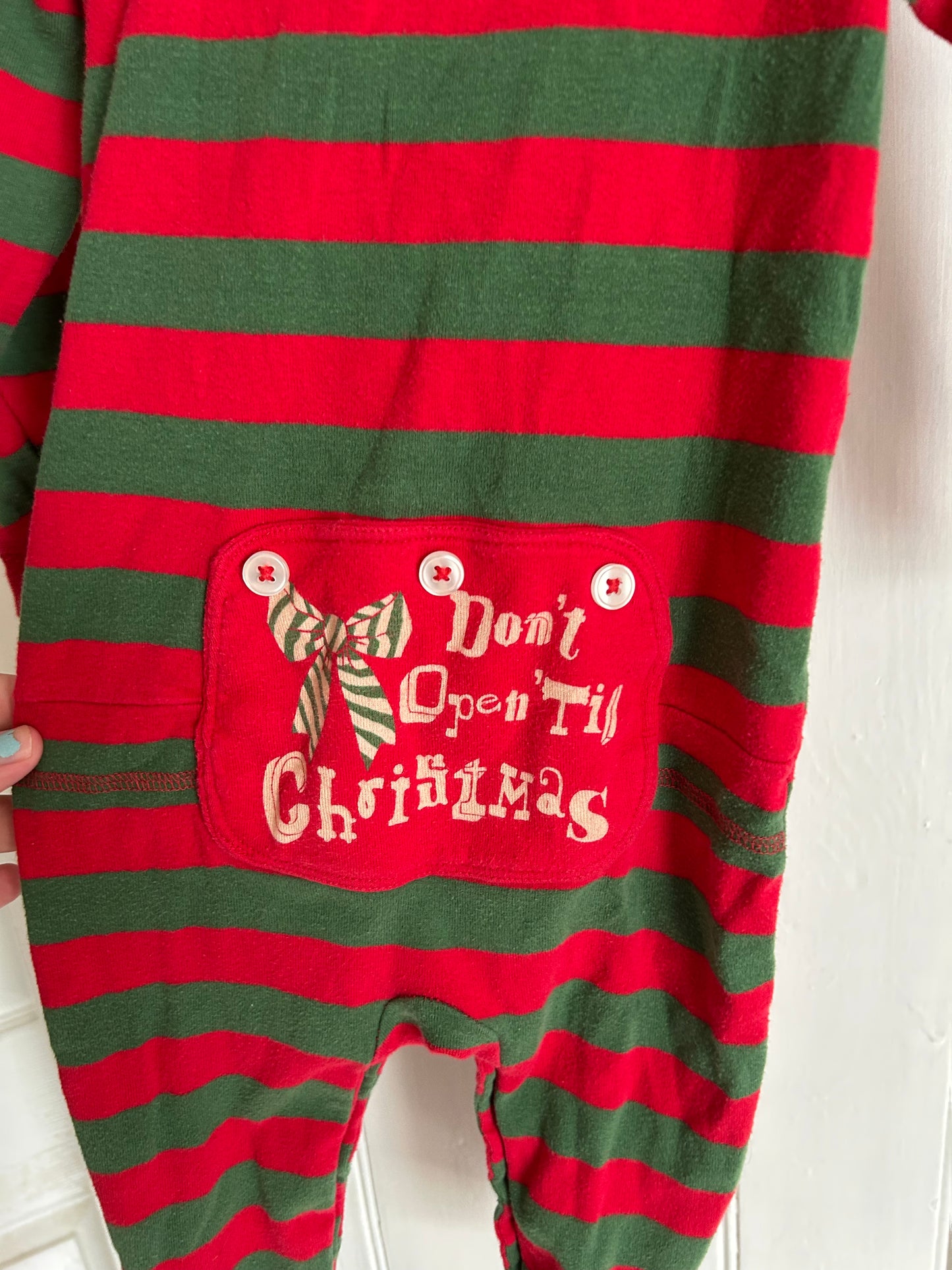 Hatley 18/24m green & red Christmas sleeper