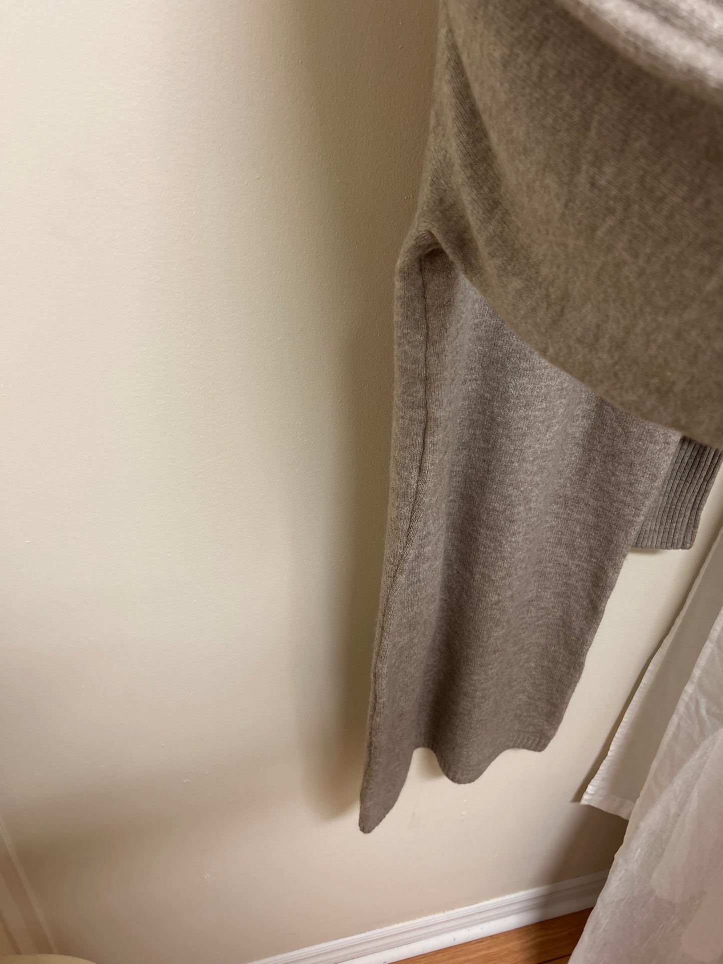 H&M mama small tan knit tunic