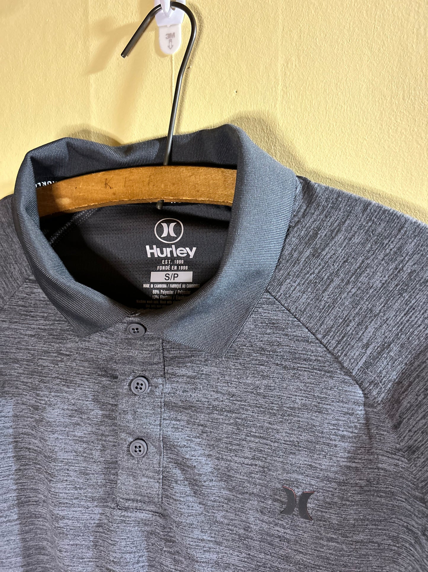 Hurley men’s small grey polo