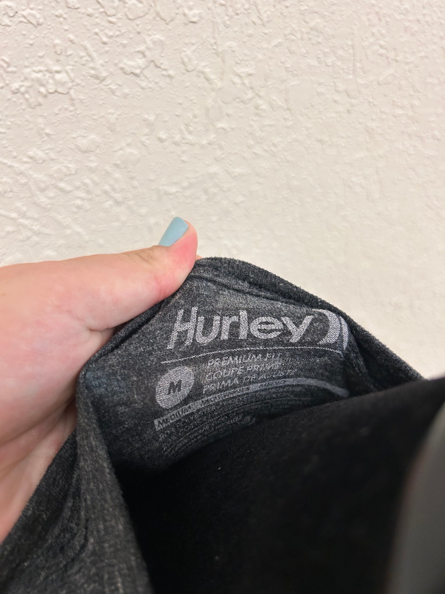 Hurley men’s medium grey T-shirt