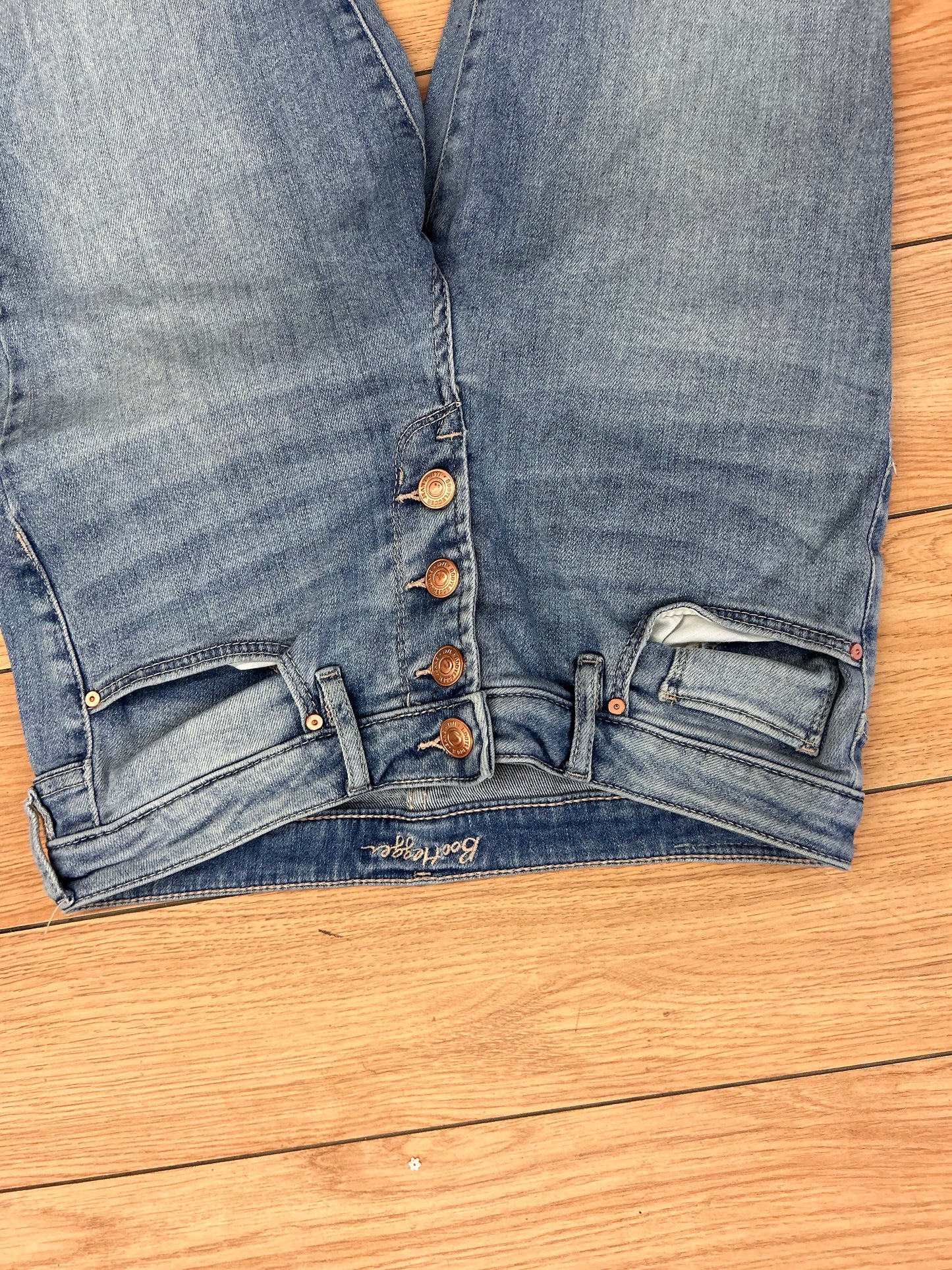 Bootlegger 30 light wash distressed jeans