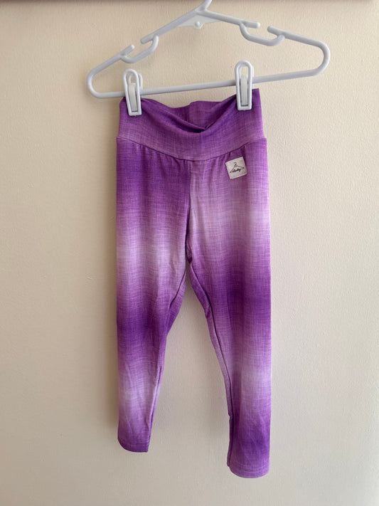 Purple leggings