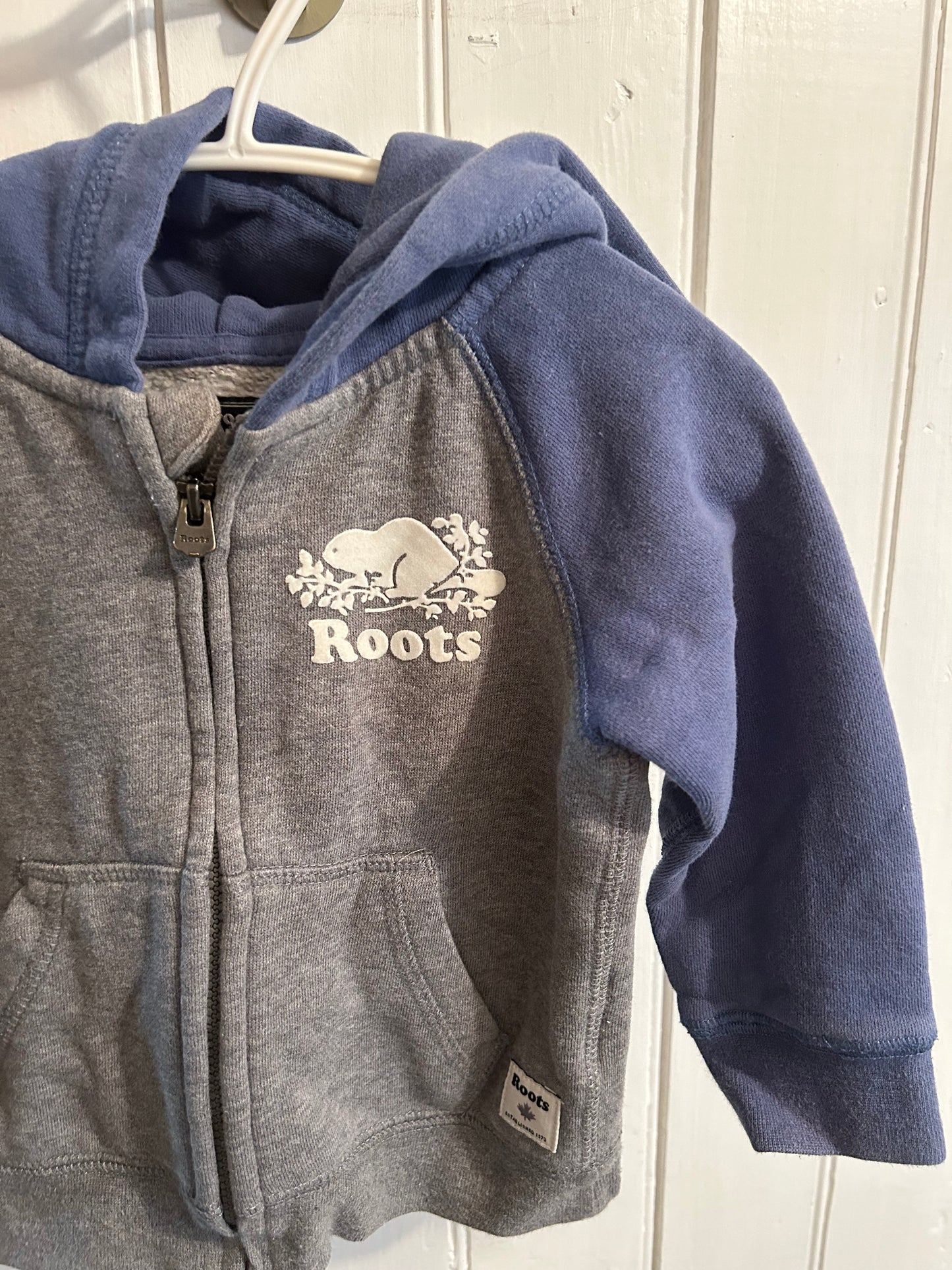 Roots 12/18m grey & blue zip up hoodie