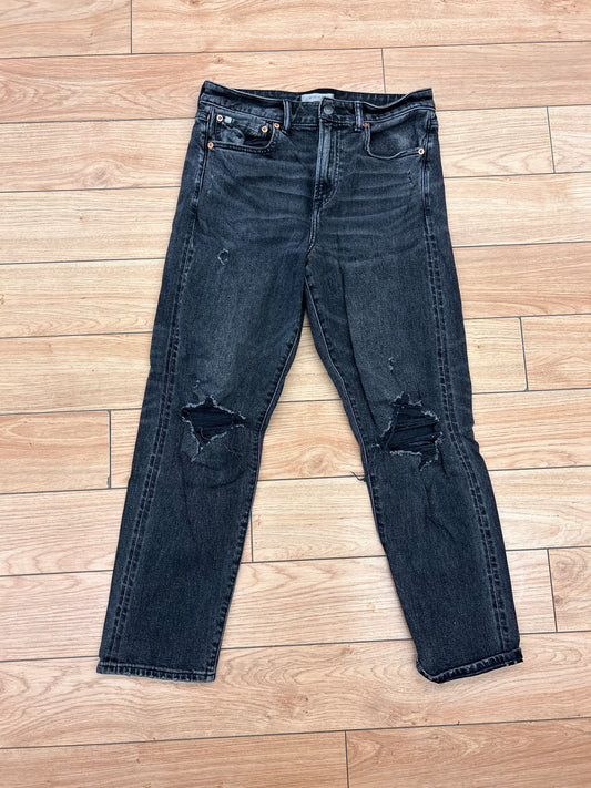 American eagle AE77 10 black distressed knee mom jeans