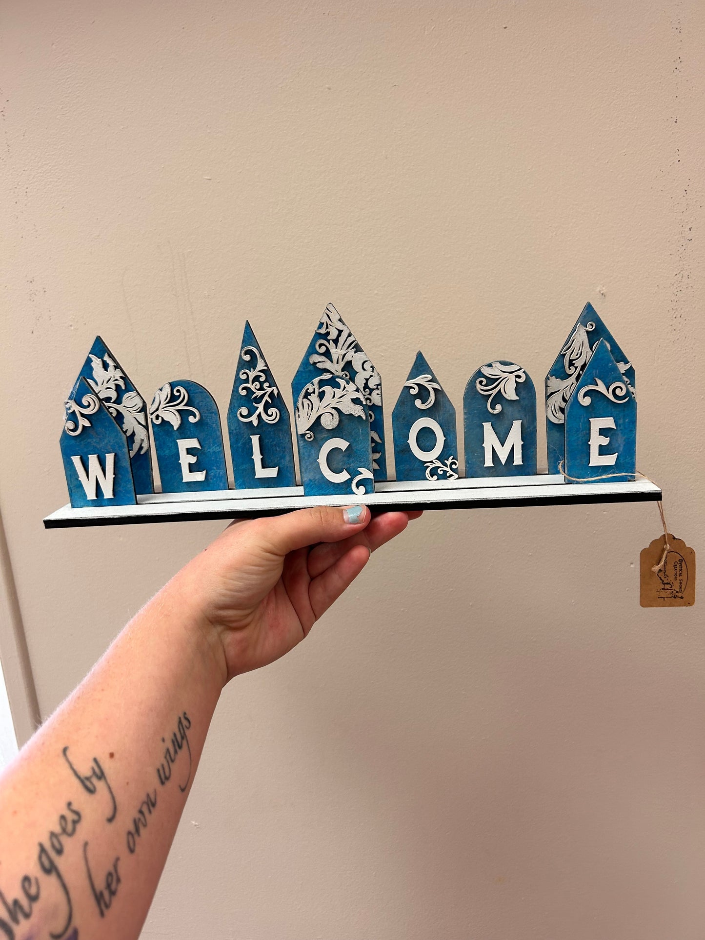 Blue welcome decor