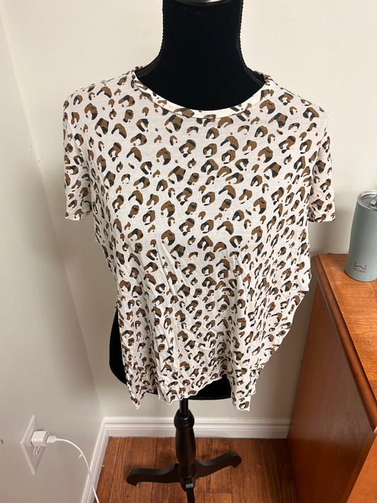 Wilfred free xs cheetah print high cut shirt