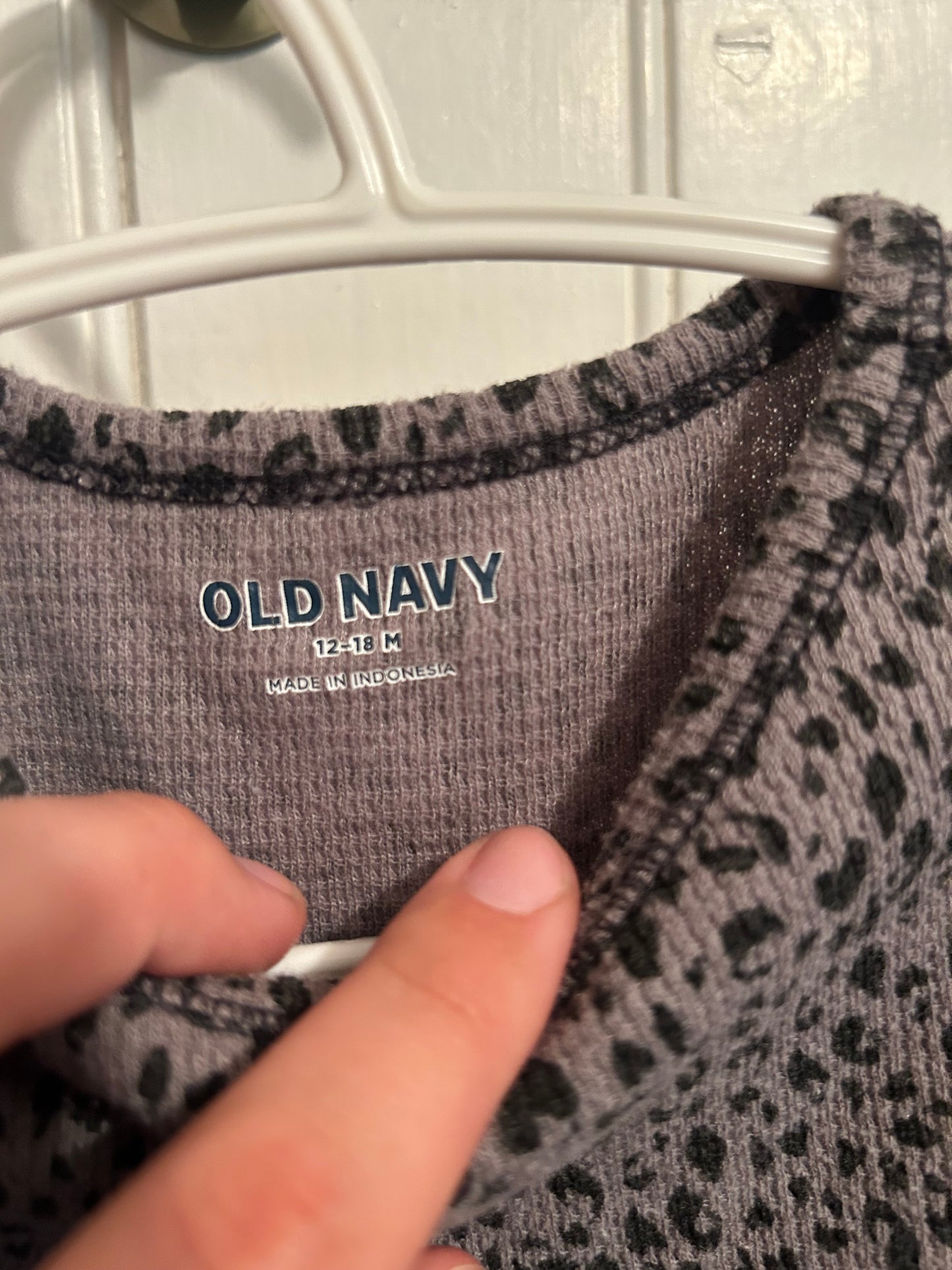 Old navy 12/18m grey cheetah onesie
