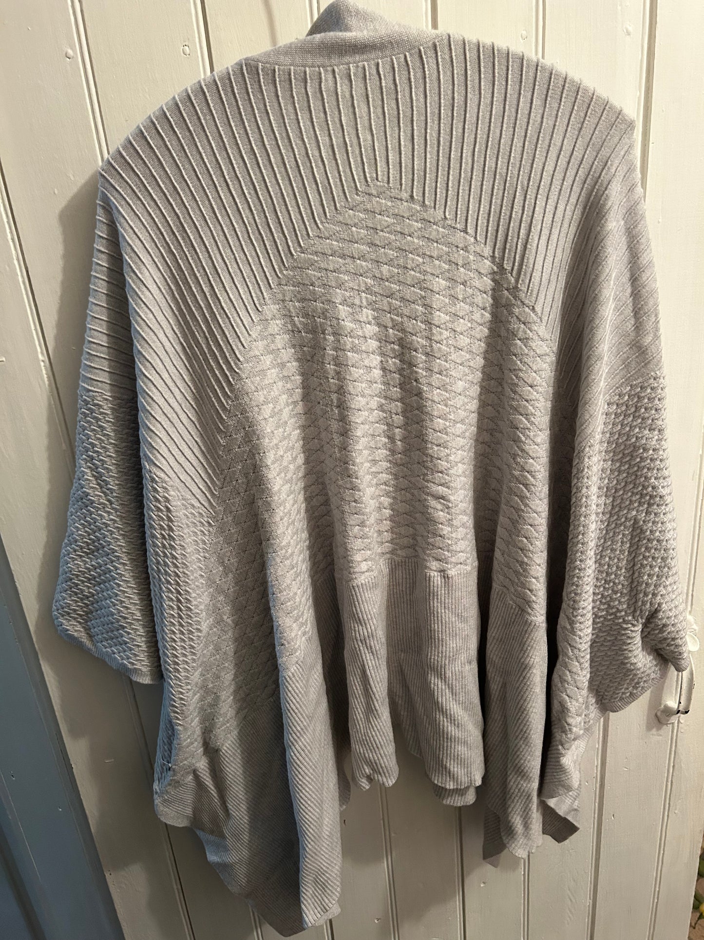 Lululemon OS very textured shawl