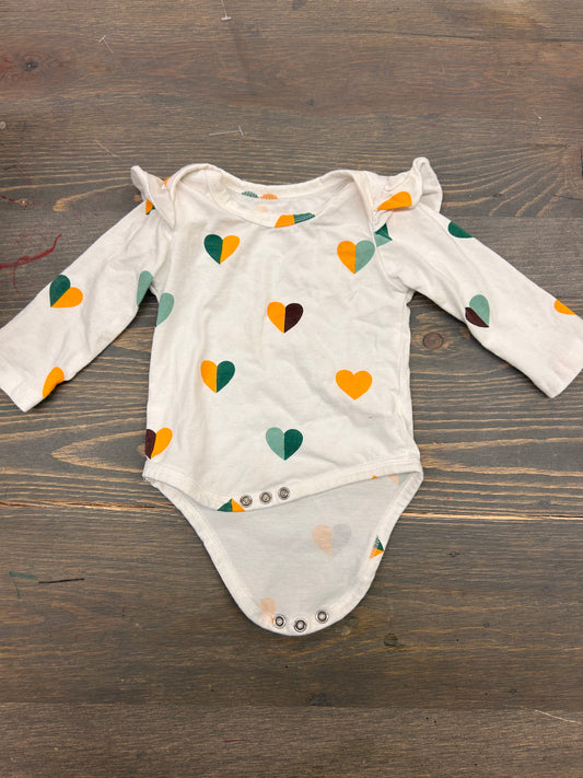 Small shop 6m green & yellow heart onesie
