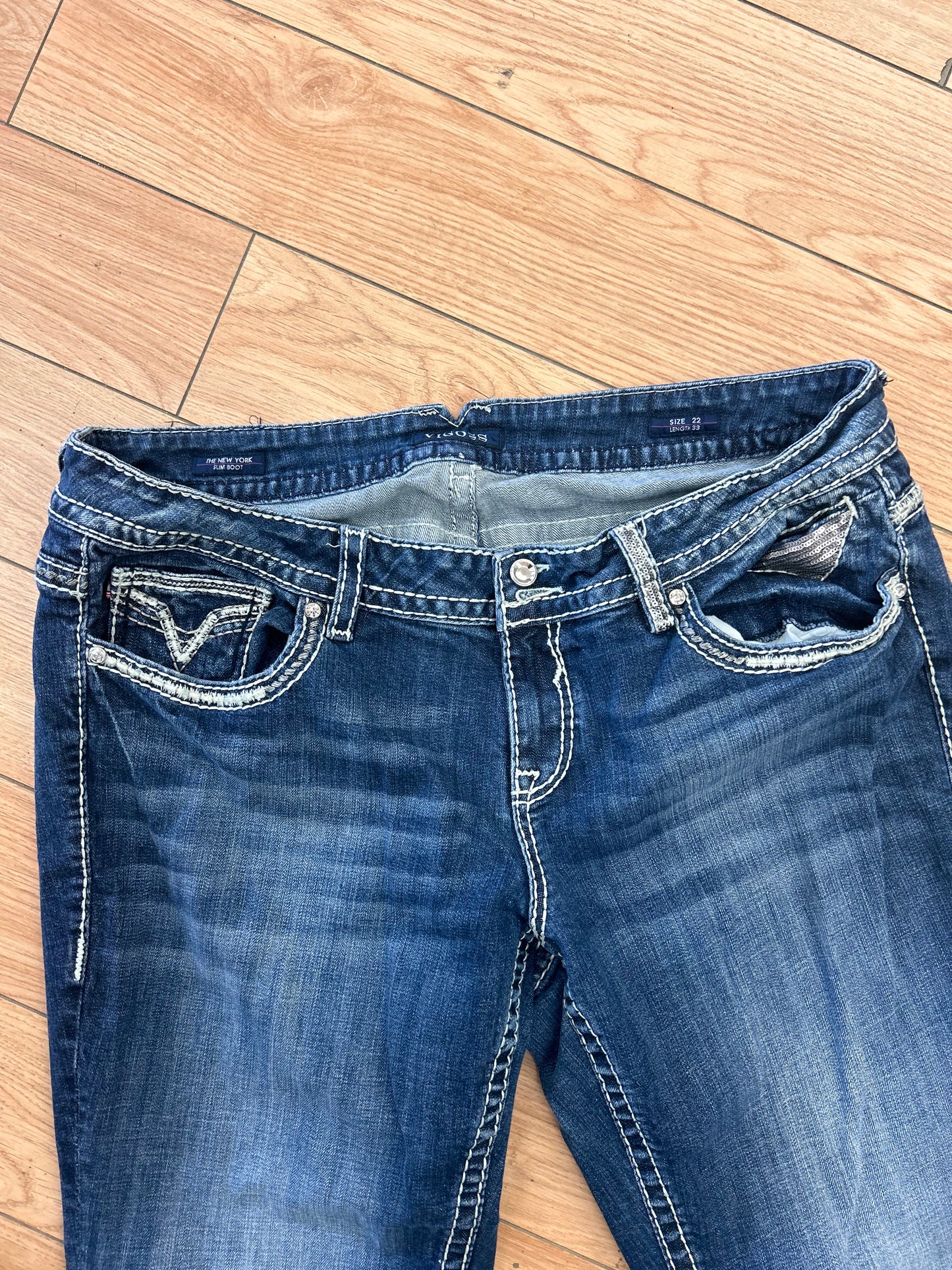 Vigoss 22 medium wash bootcut jeans