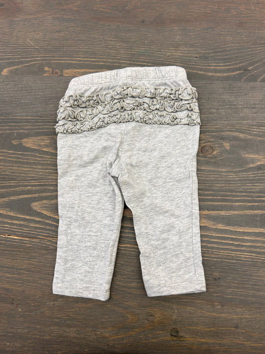 Old navy 3/6m grey ruffle bum leggings