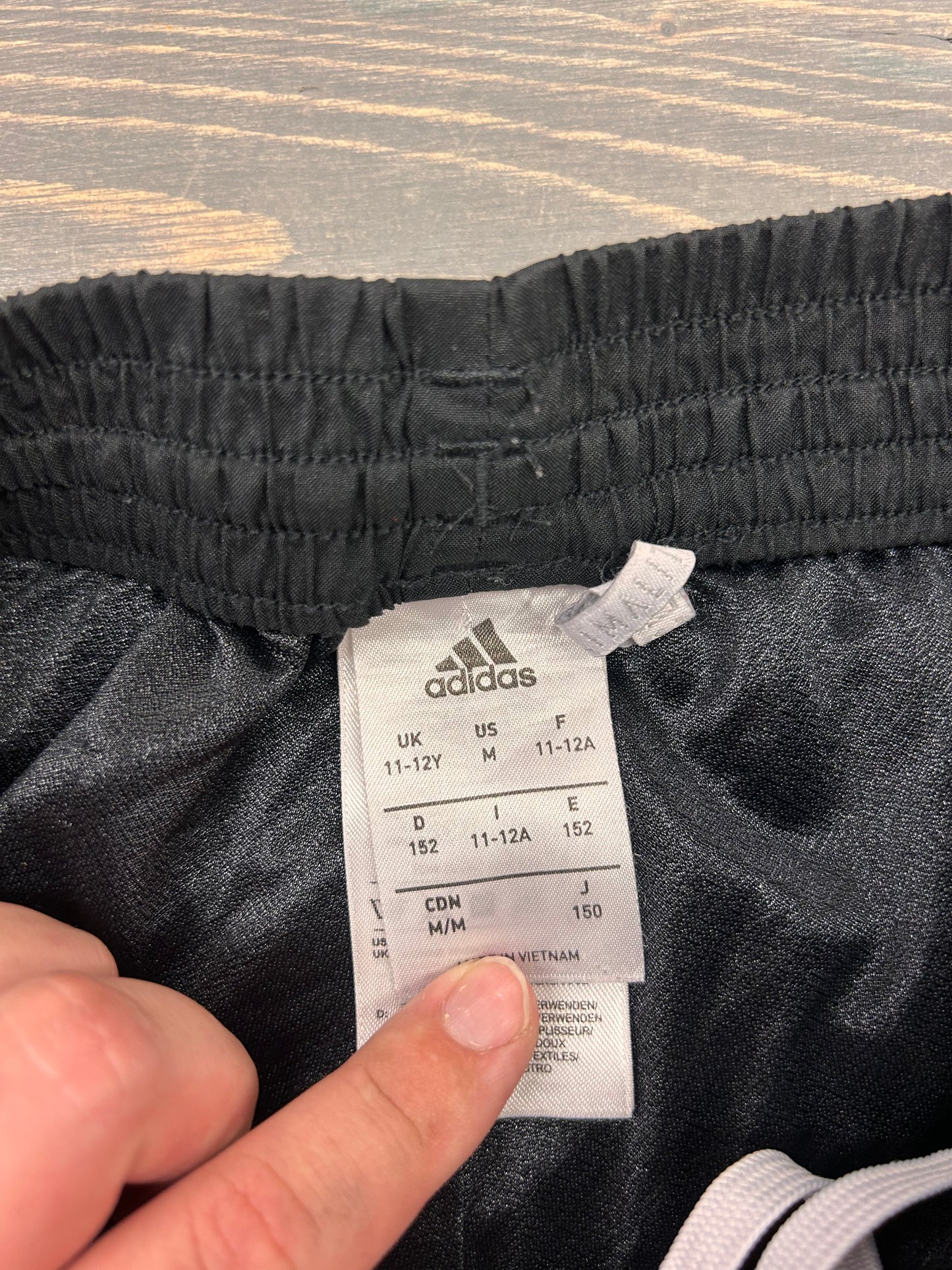 Adidas youth 12 black athletic shorts