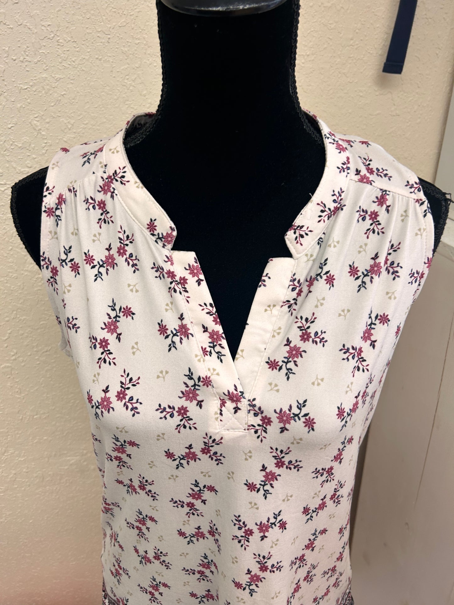 Ardene small floral tank top