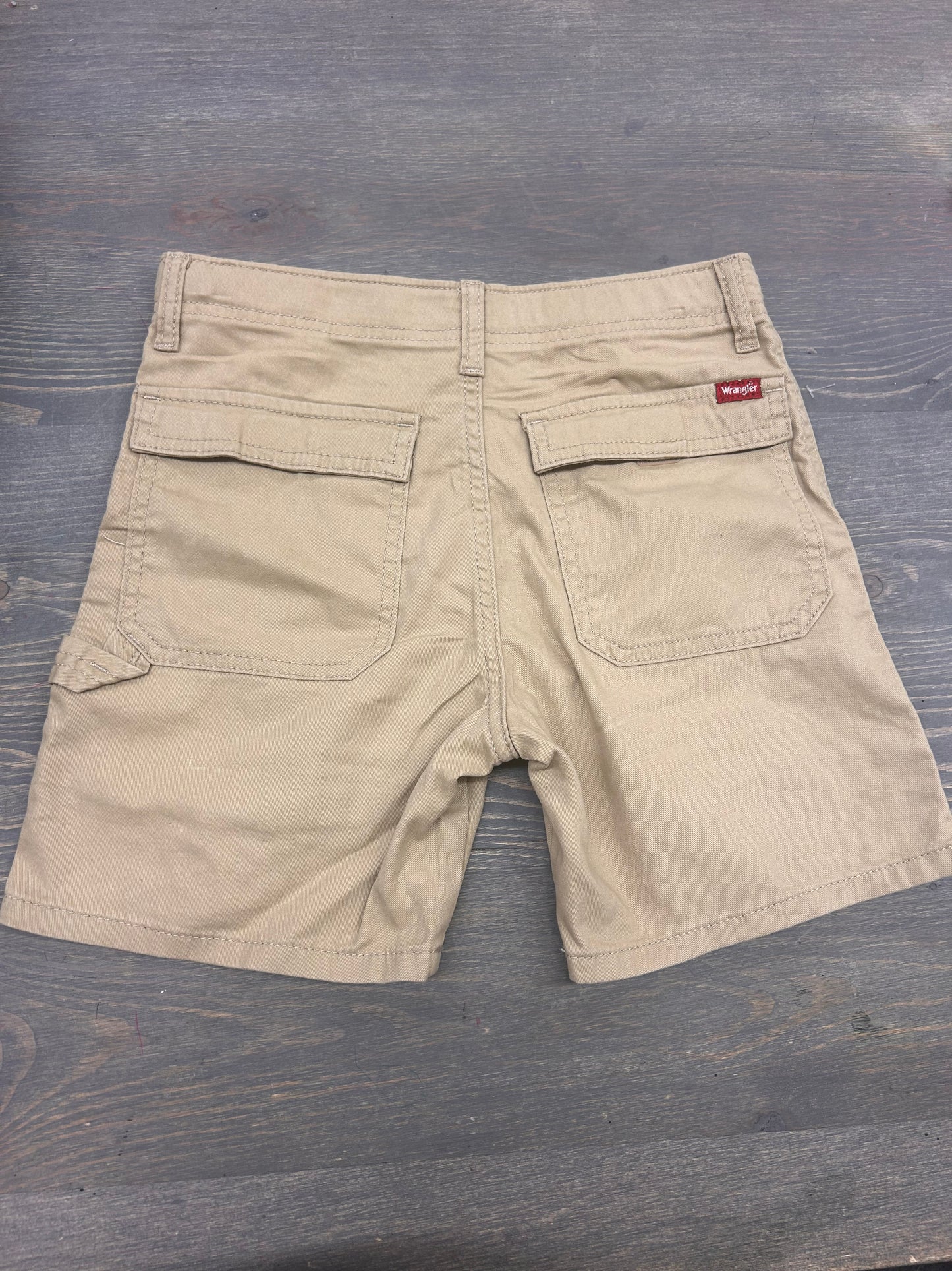 Wrangler 10 tan shorts