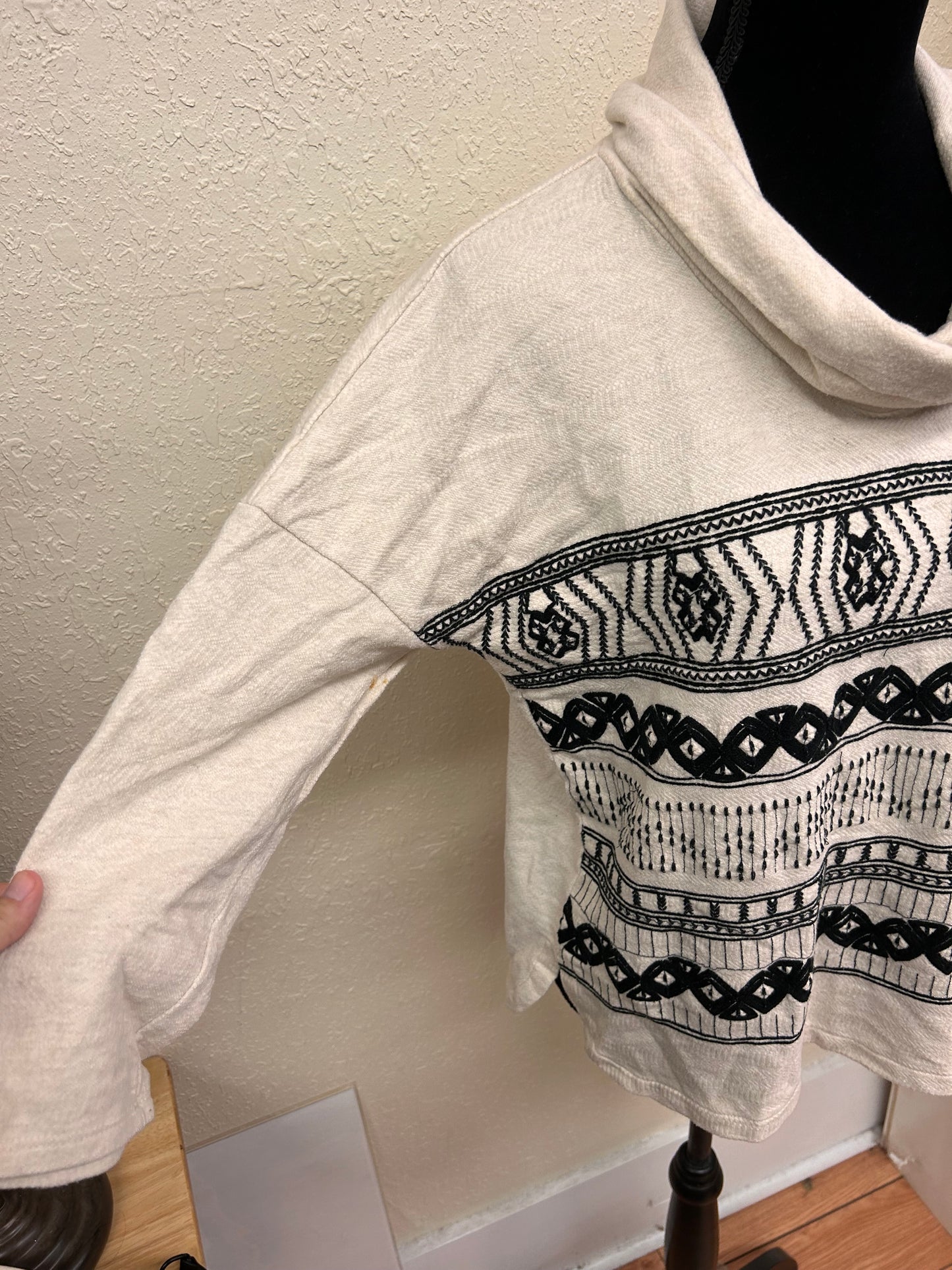 Lucky brand medium white & black embroidered cowl neck sweater