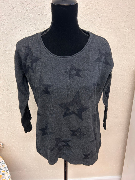 Only medium black star sweater