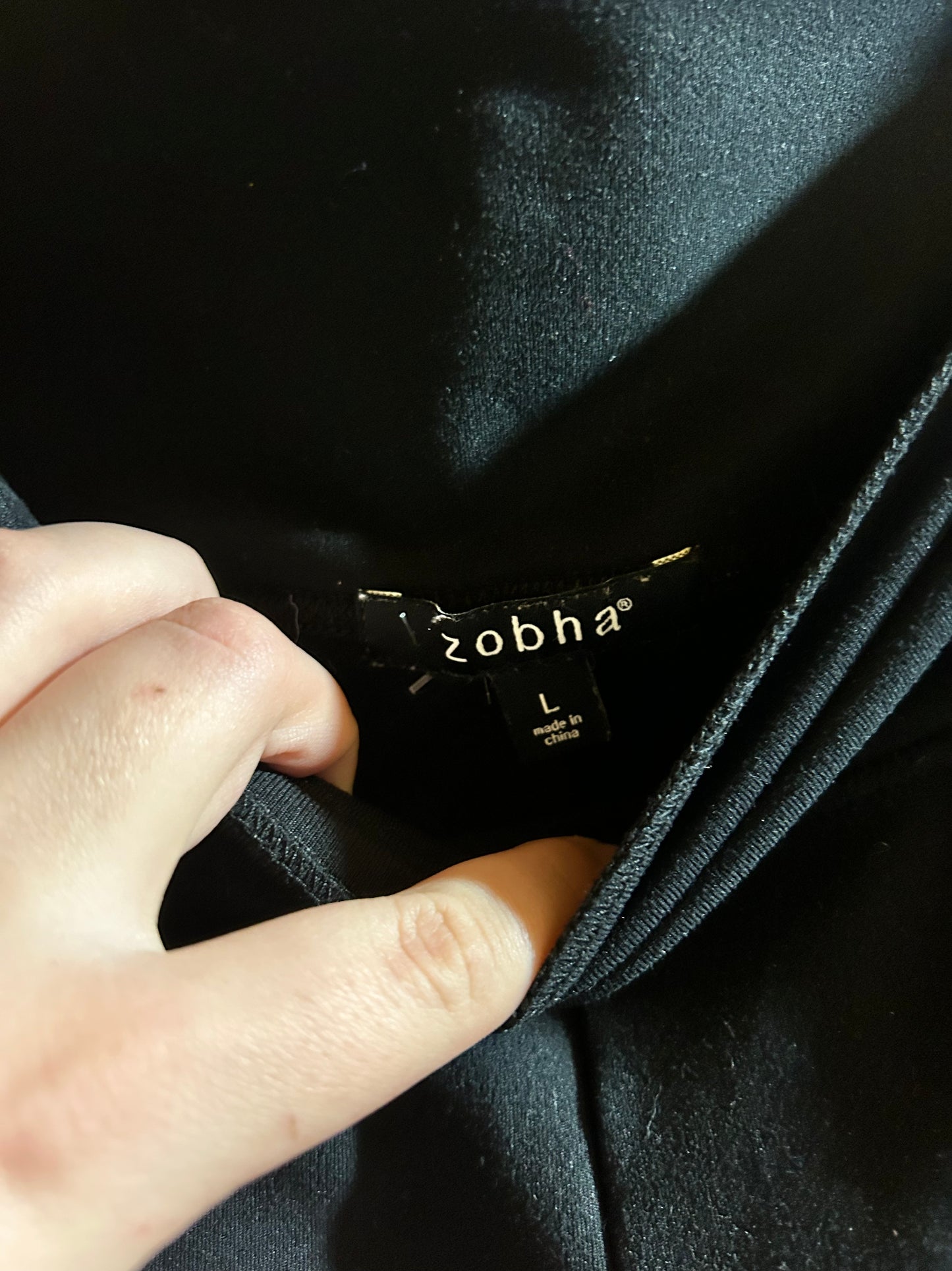 Zobha large black capris leggings