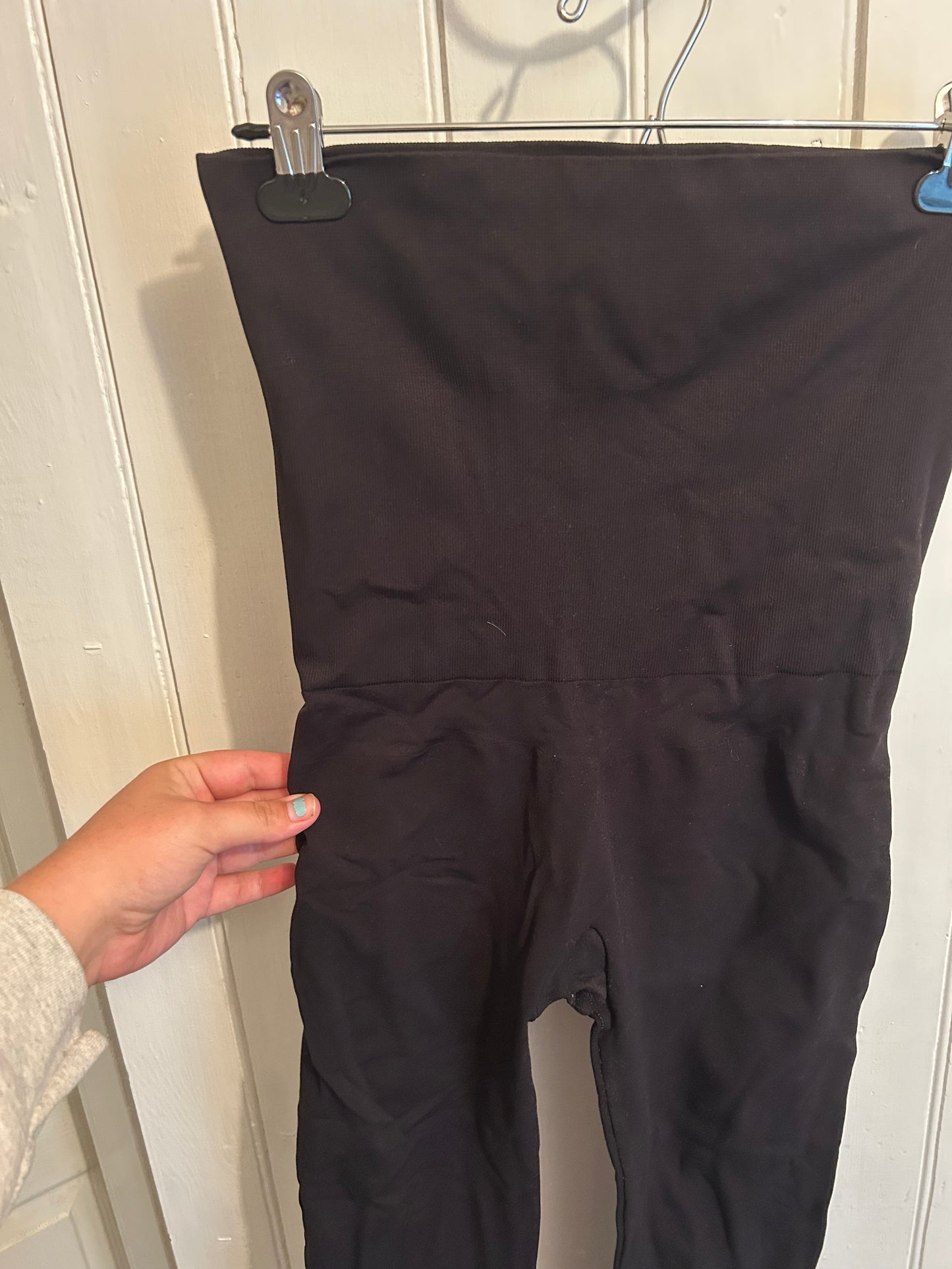 Seraphine large post partum tummy slimming leggings