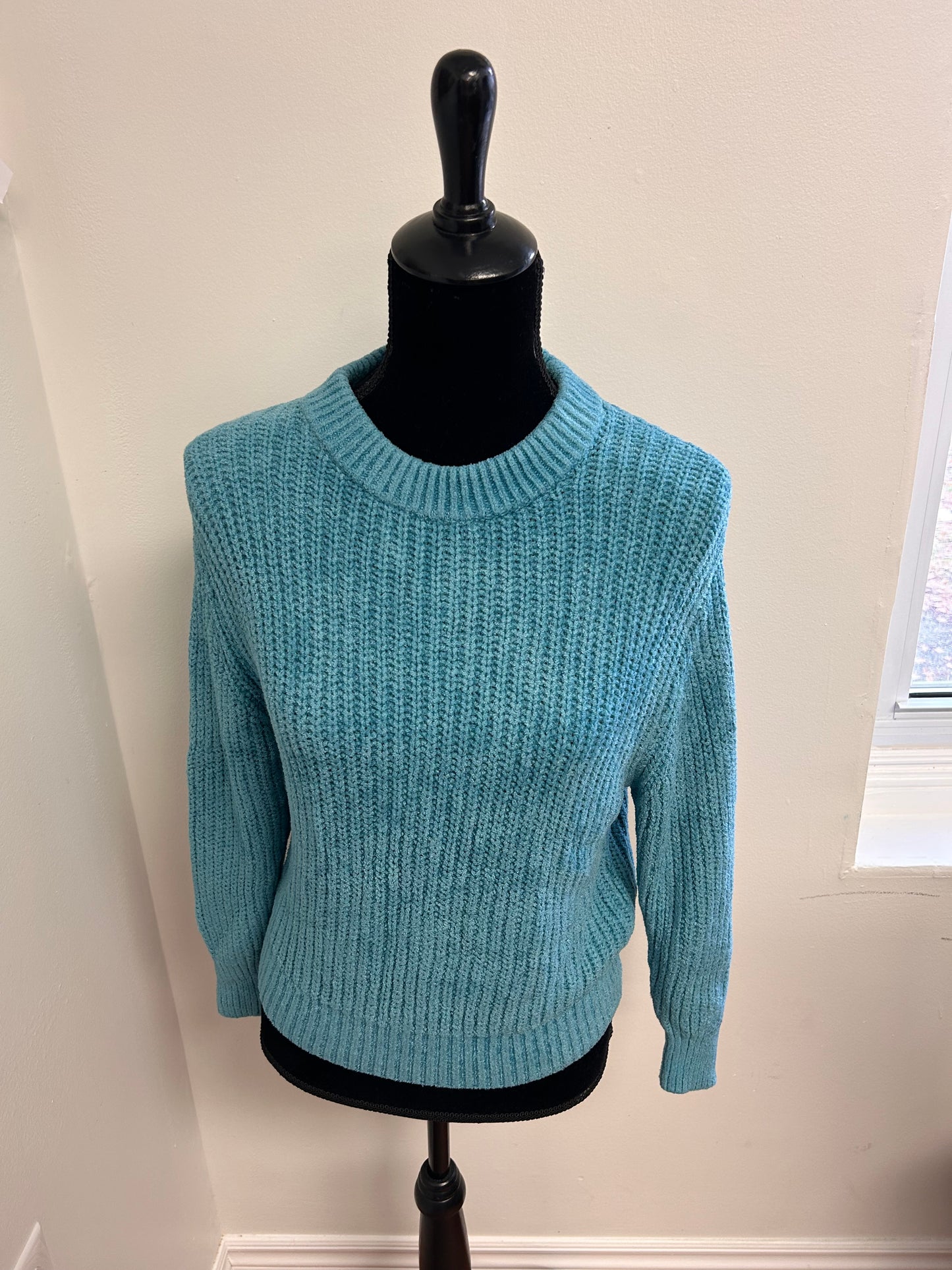 Wilfred for Aritzia xs blue knitted sweater