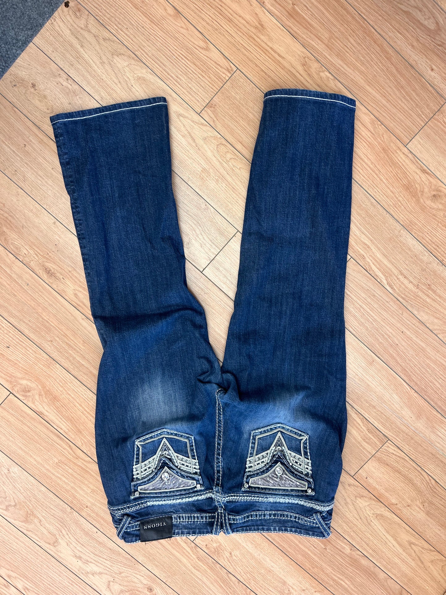 Vigoss 22 medium wash bootcut jeans