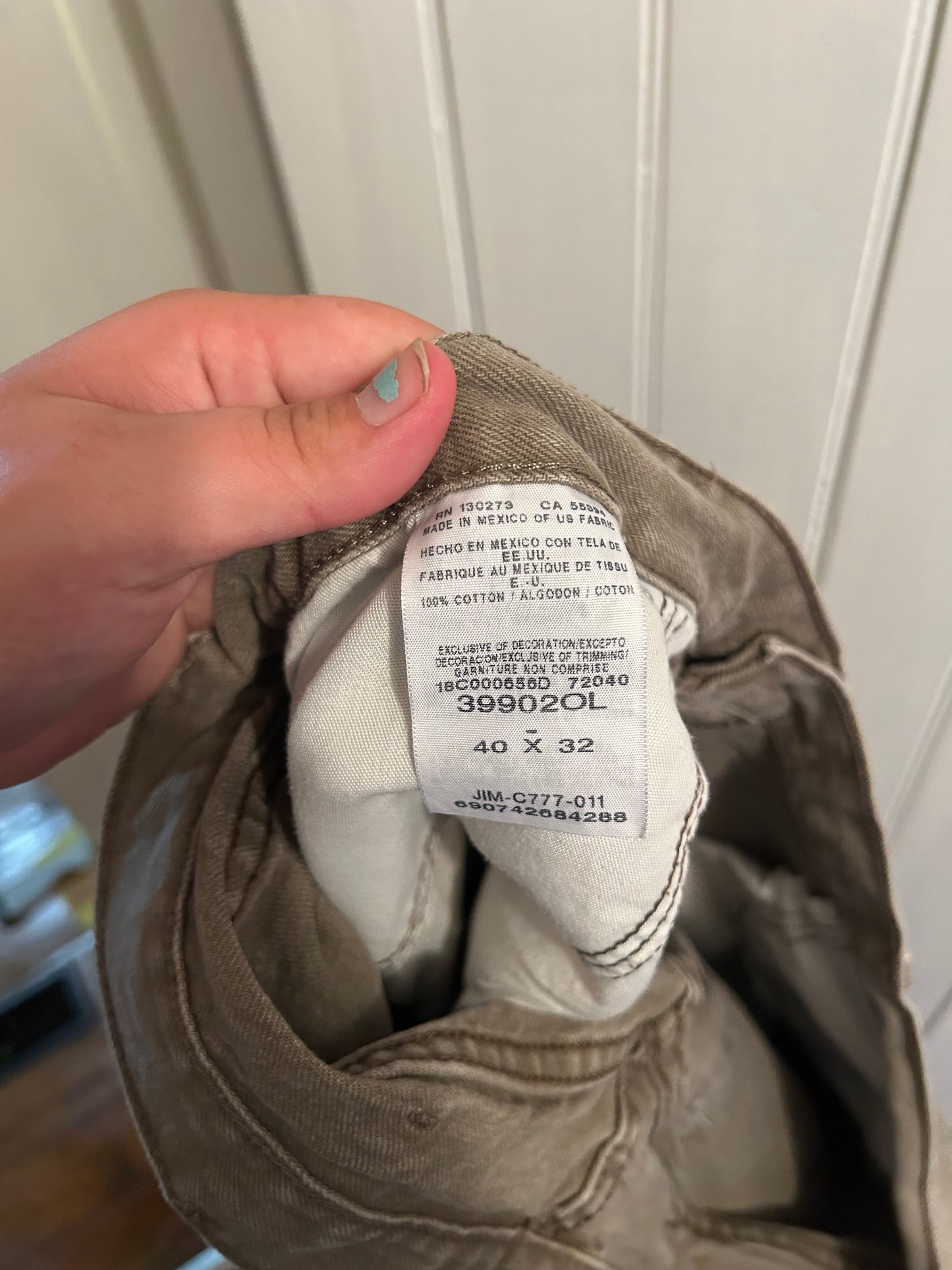 Wrangler men’s 40x32 tan jeans