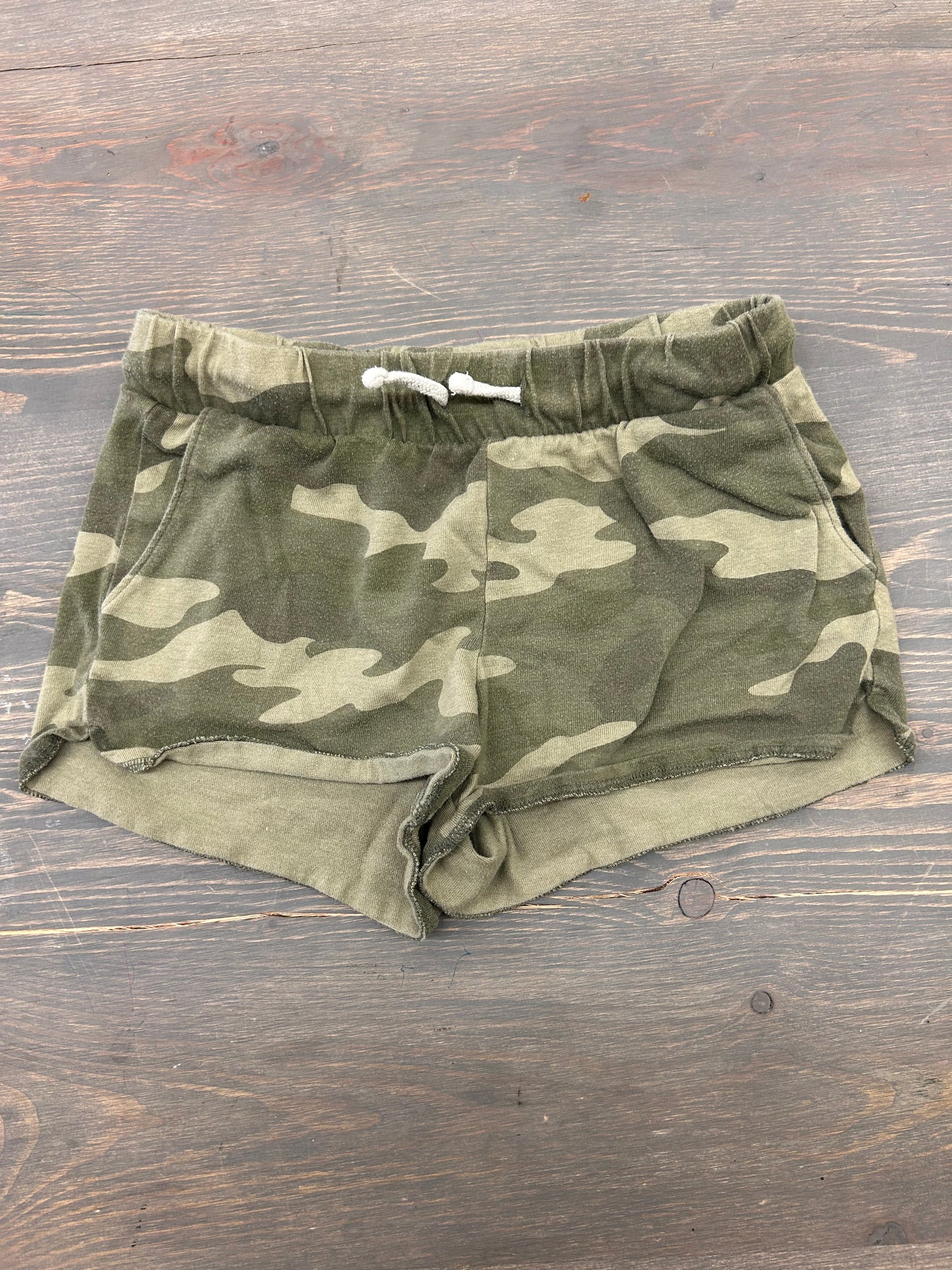 Old navy camo shorts