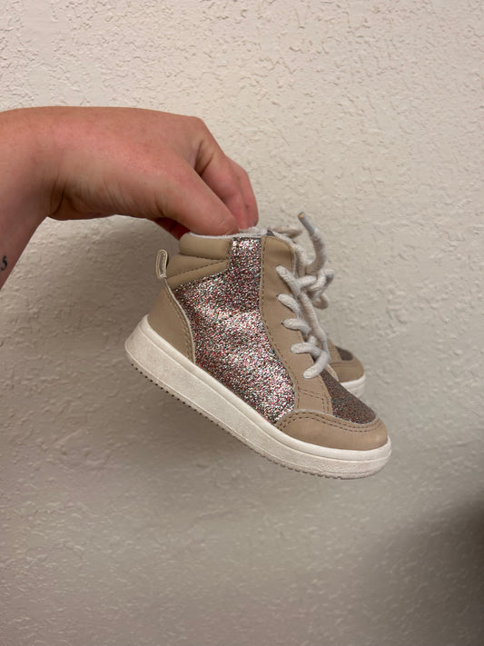 H&M 4/5 tan glitter high top sneakers