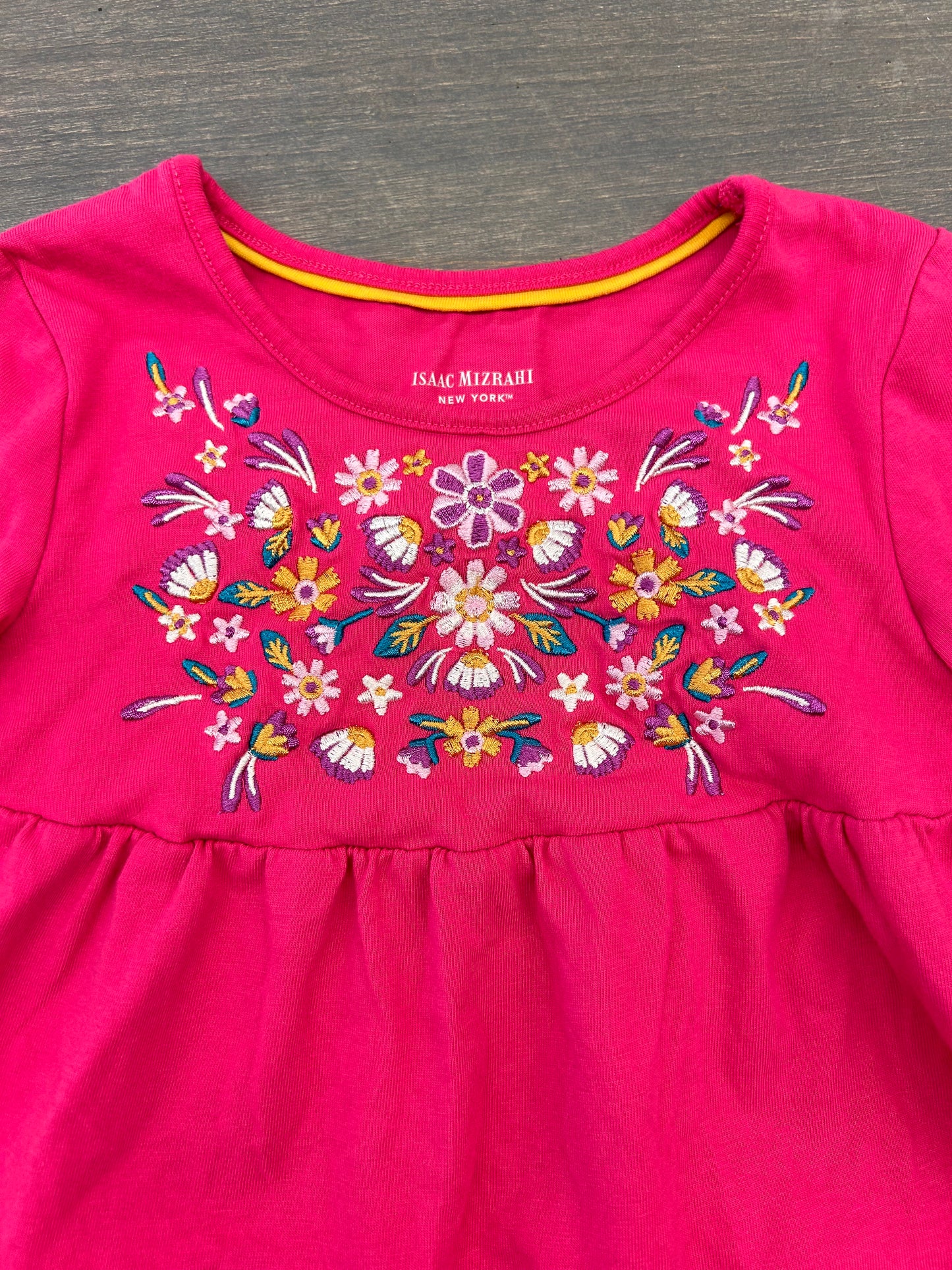 Isaac mizrahi 5/6 pink embroidered floral top