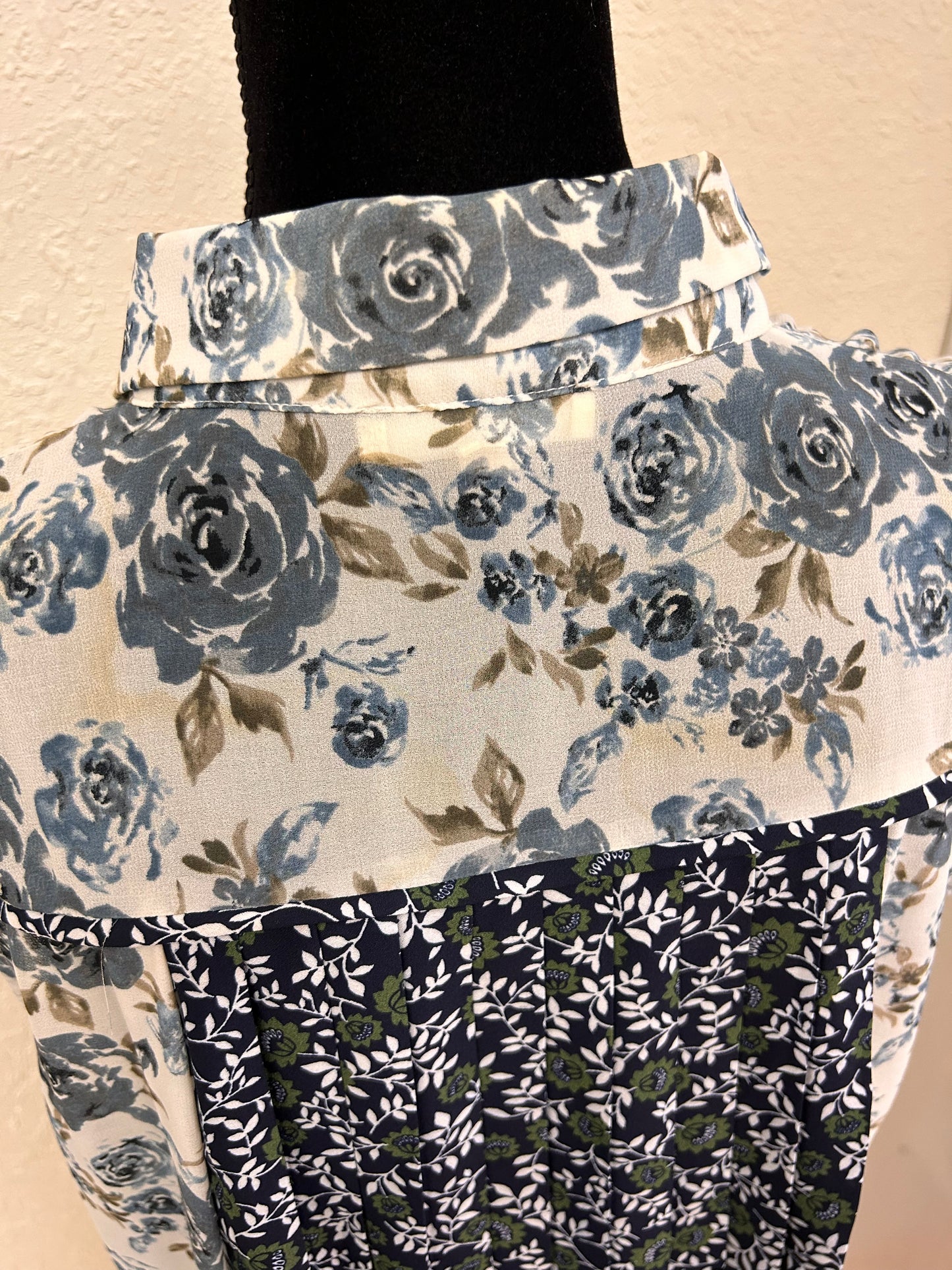 Mystree large blue floral sleeveless blouse